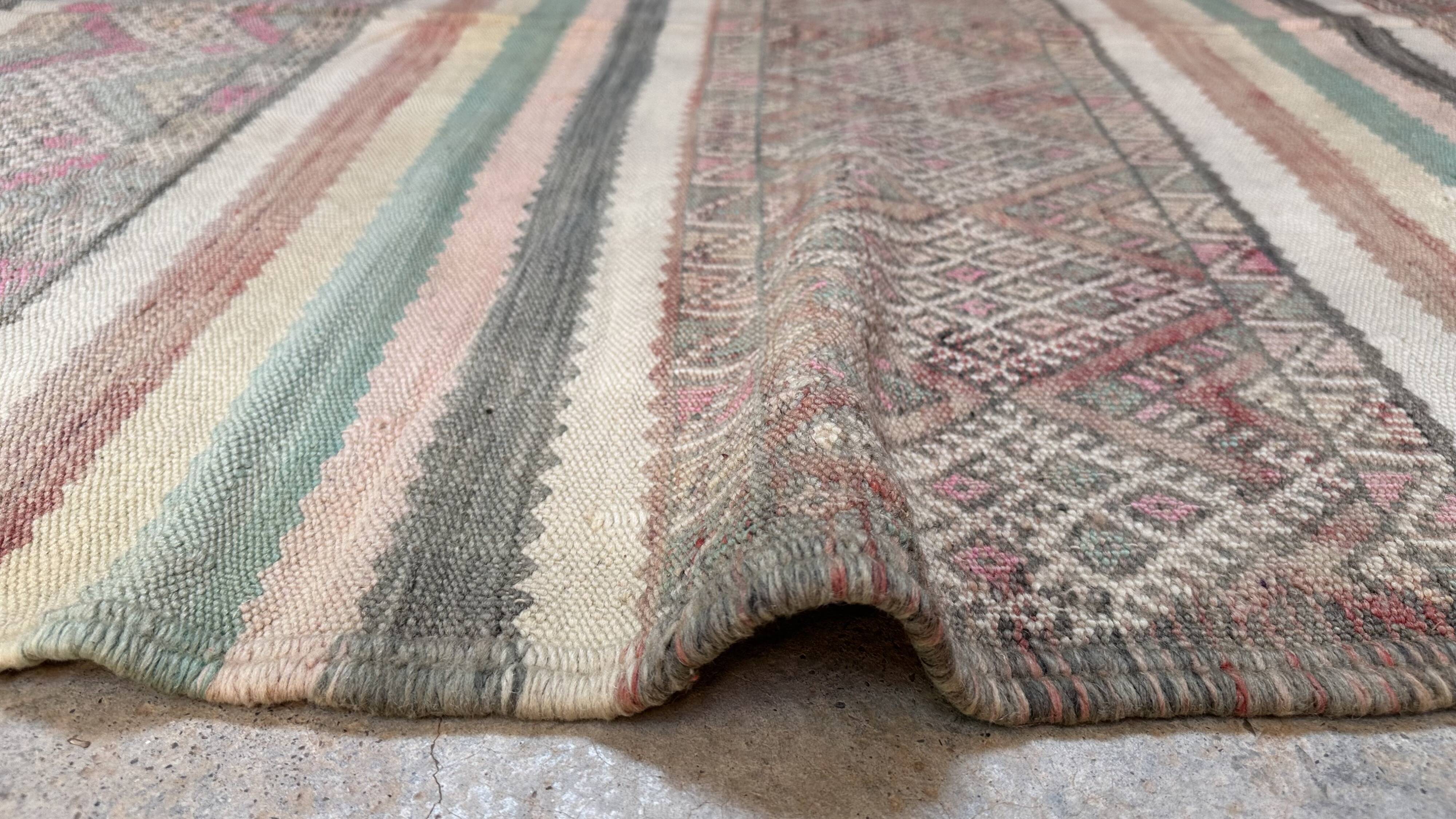 Moroccan Kilim Zayan Rug - 350 x 180 cm