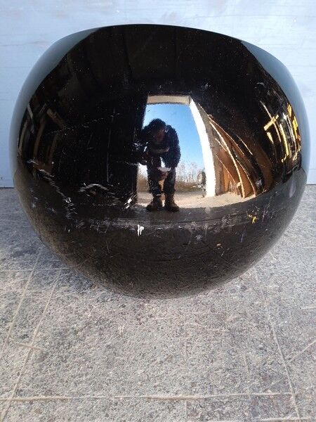 Black ball chair / XL design