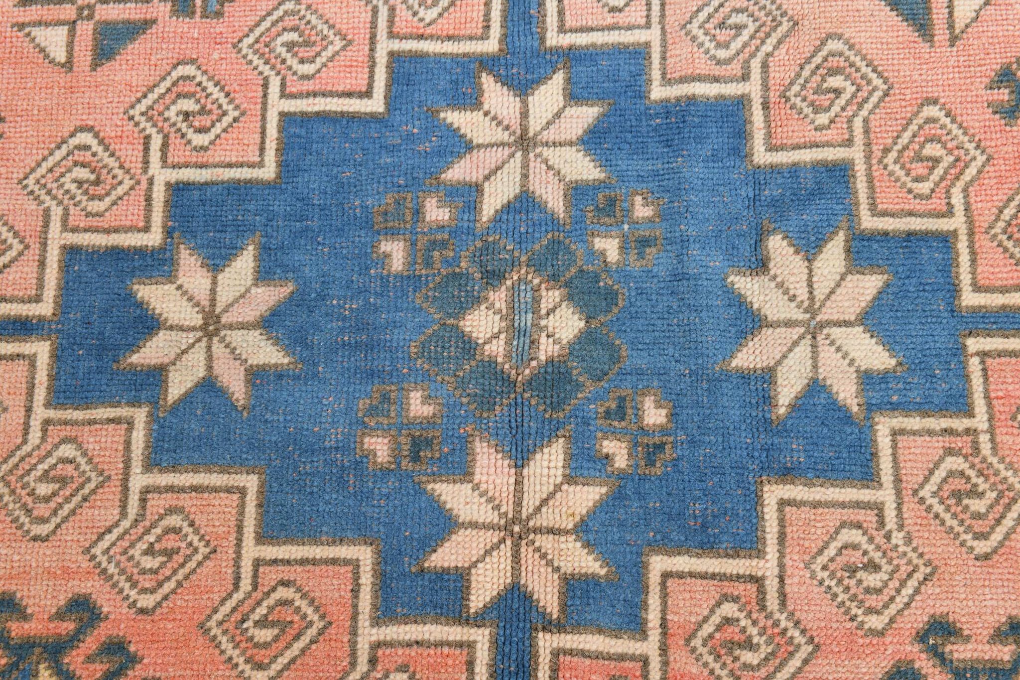 6x10 Salmon & Blue Comtemporary Vintage Rug, 194x297Cm