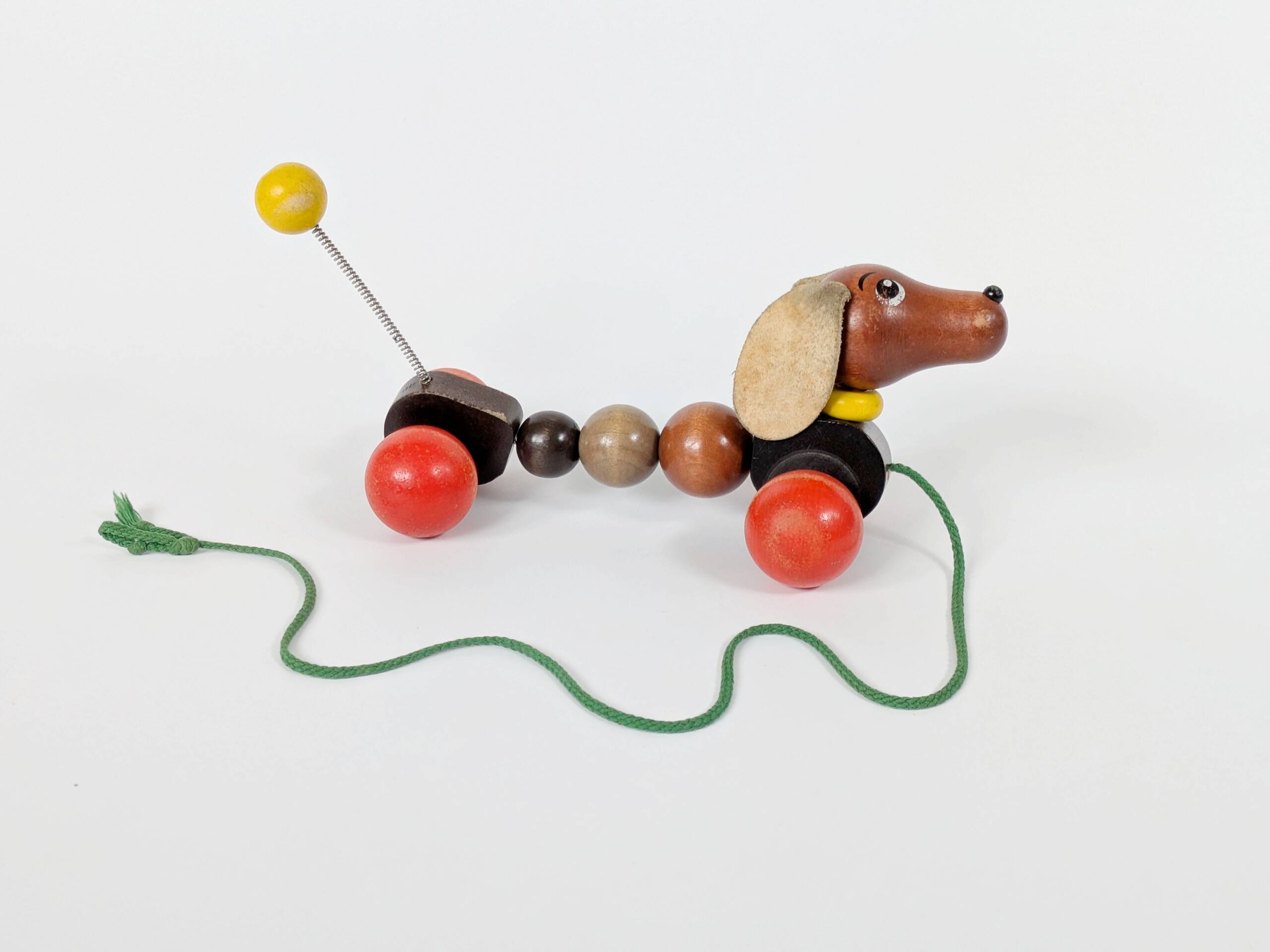 Vintage wooden pull-along dachshund toy | Lorenz, Germany