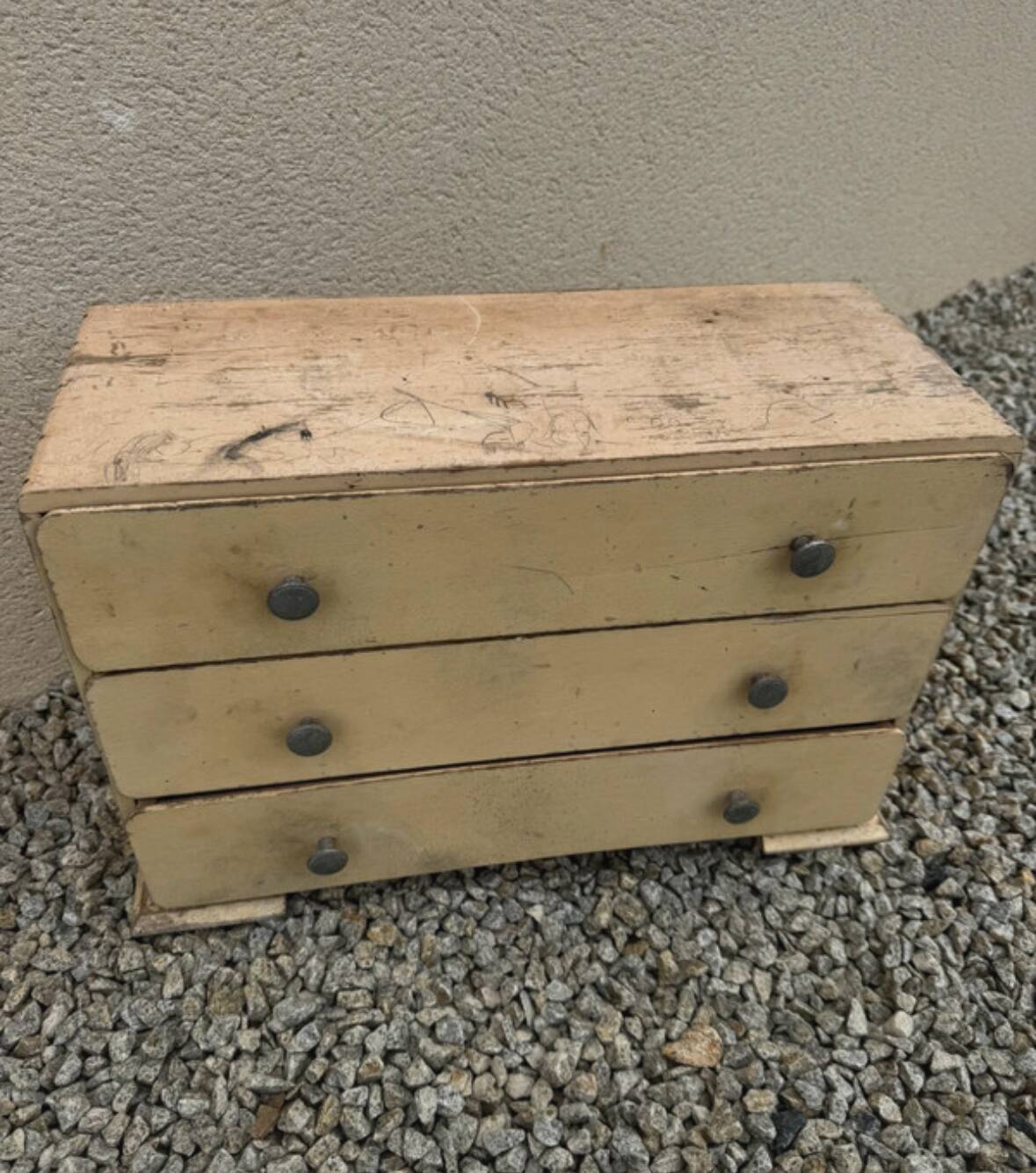 Petit meuble vintage