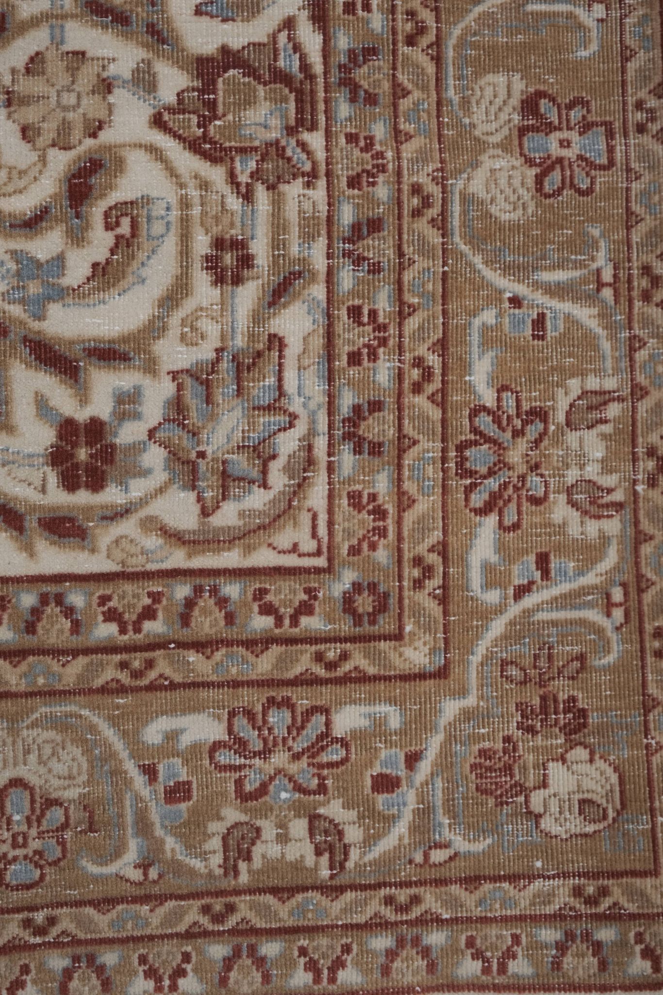 Mid-Century Modern Anatolia Faded Colors Low Pile Rug with Medallion 2'10" X 5'
