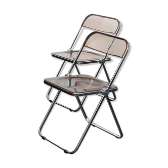 2 Plia caramel chairs by Giancarlo Piretti