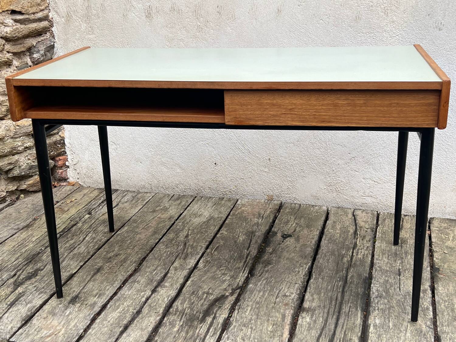 Bureau design Orsay ou Sonacotra année 1950