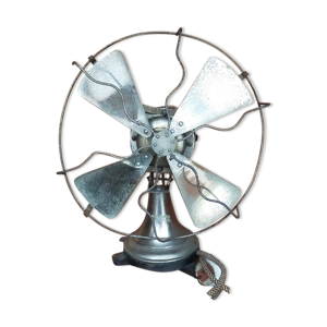 Ventilateur de table en fonte des