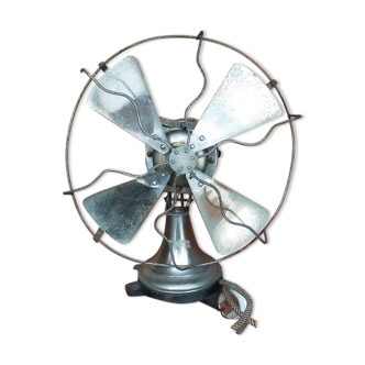 Table fan in cast iron 30s