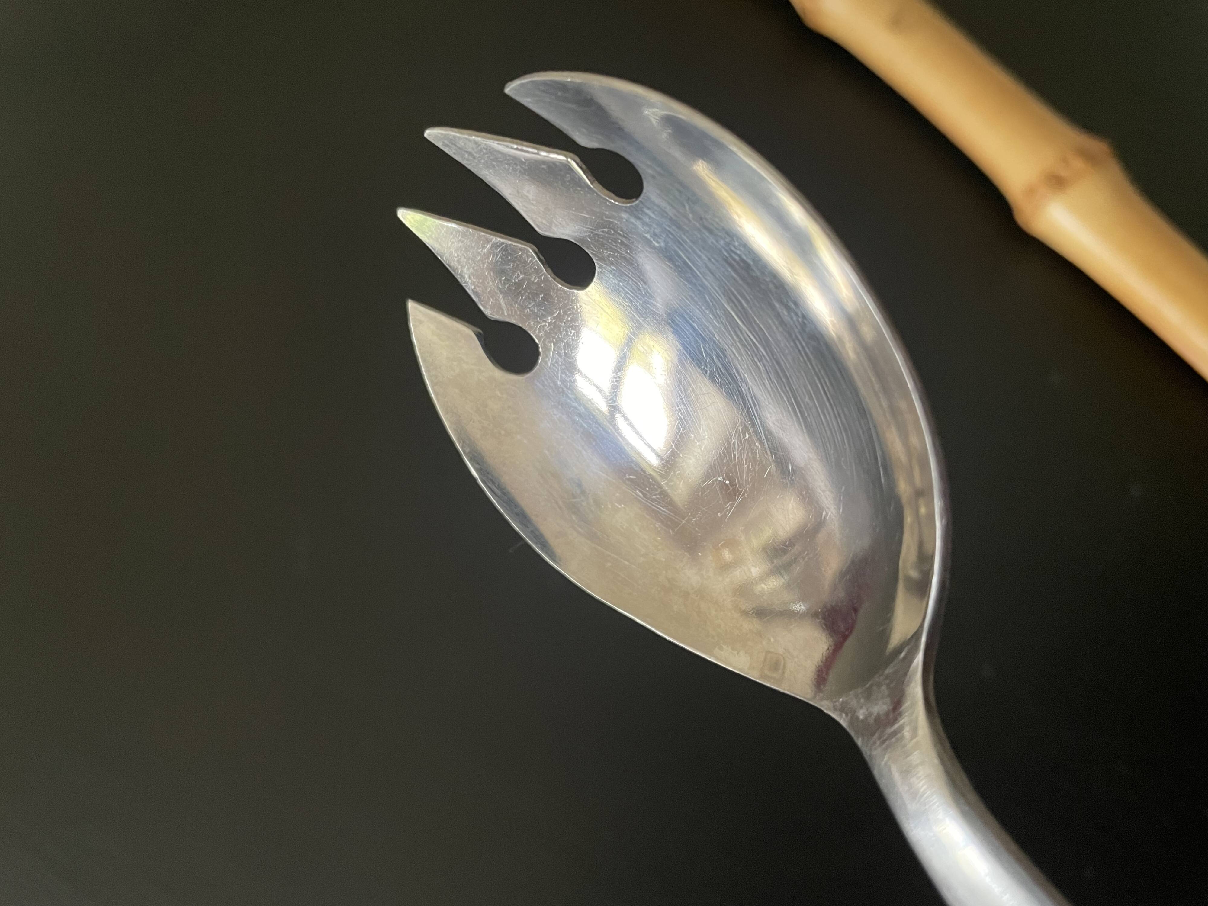 Salad servers with bamboo handles