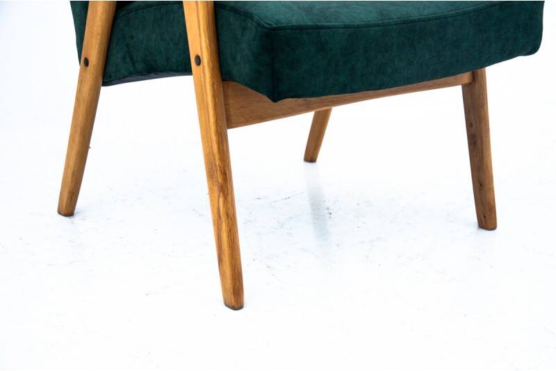 Two vintage green armchairs by Jaroslav Šmídek for Jitona, Czechoslovakia, 1960s