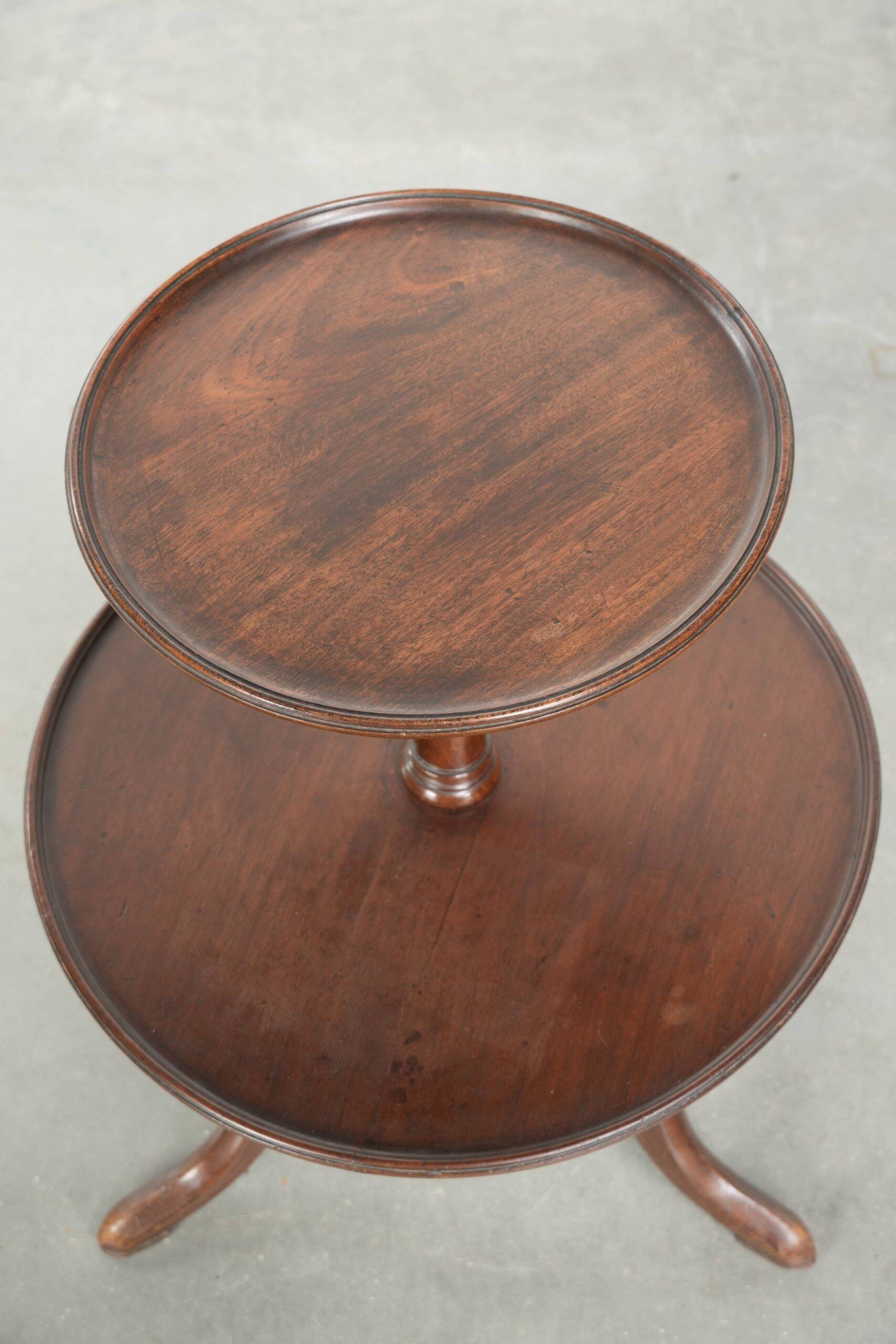 Antique English oak étagère/side table from the 19th century