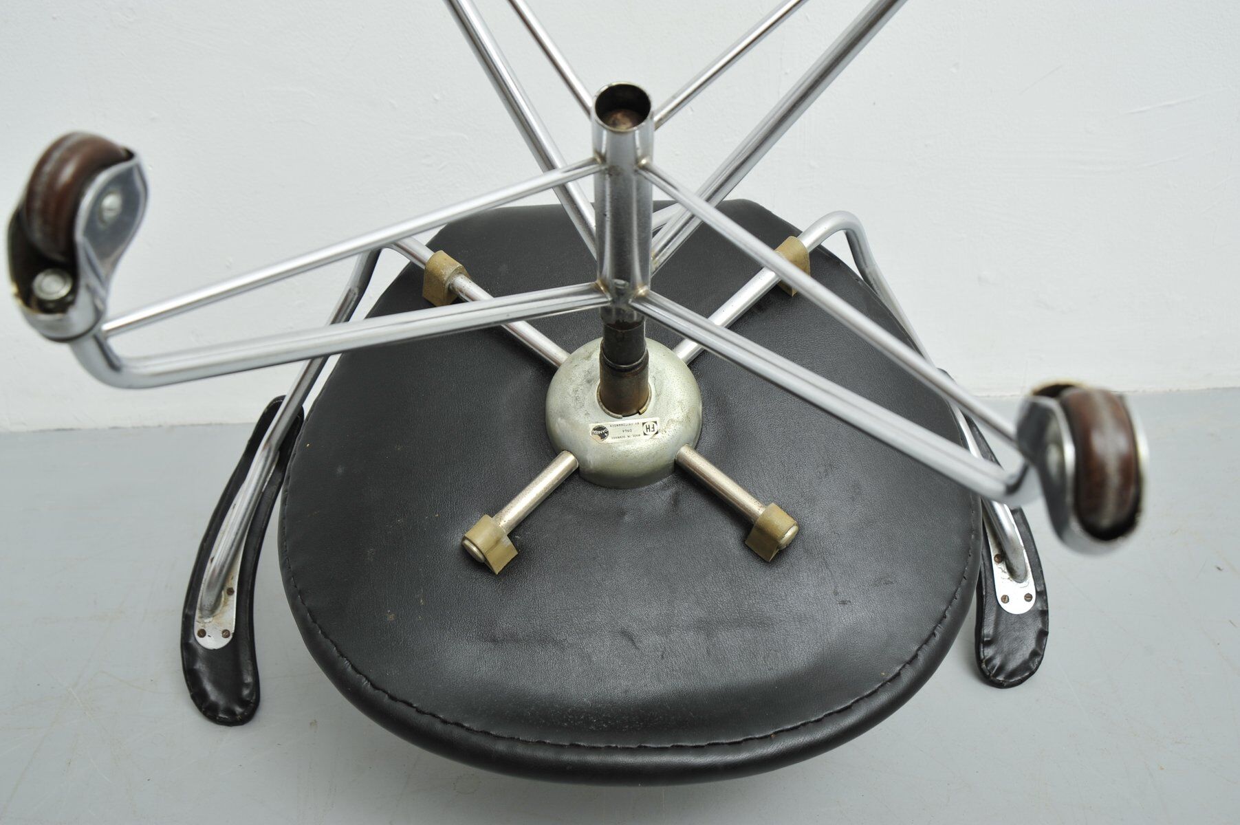 Swivel model 3217 desk chair by Arne Jacobsen for Fritz Hansen, 1950s