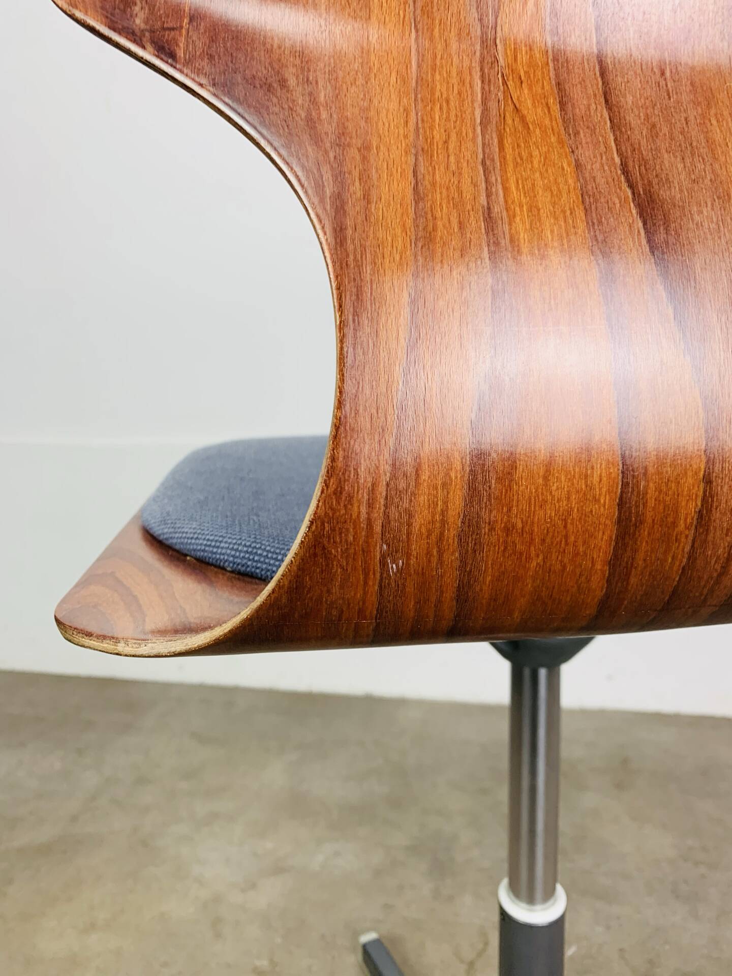 Pagholz Pagwood office chair, swivel