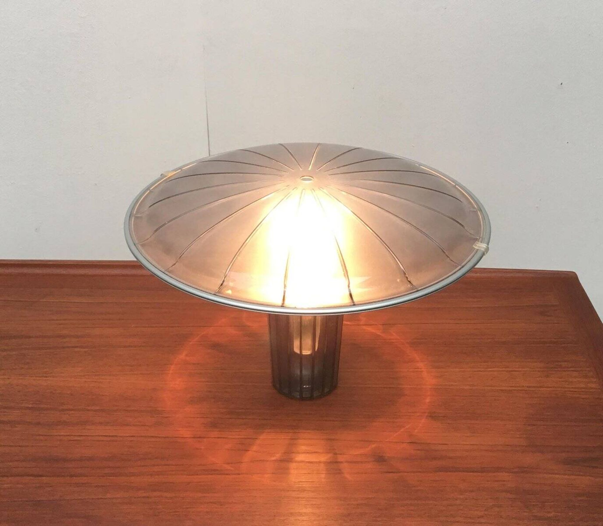 Contemporary Italian table lamp model Agaricon D36 by Ross Lovegrove for Luceplan.