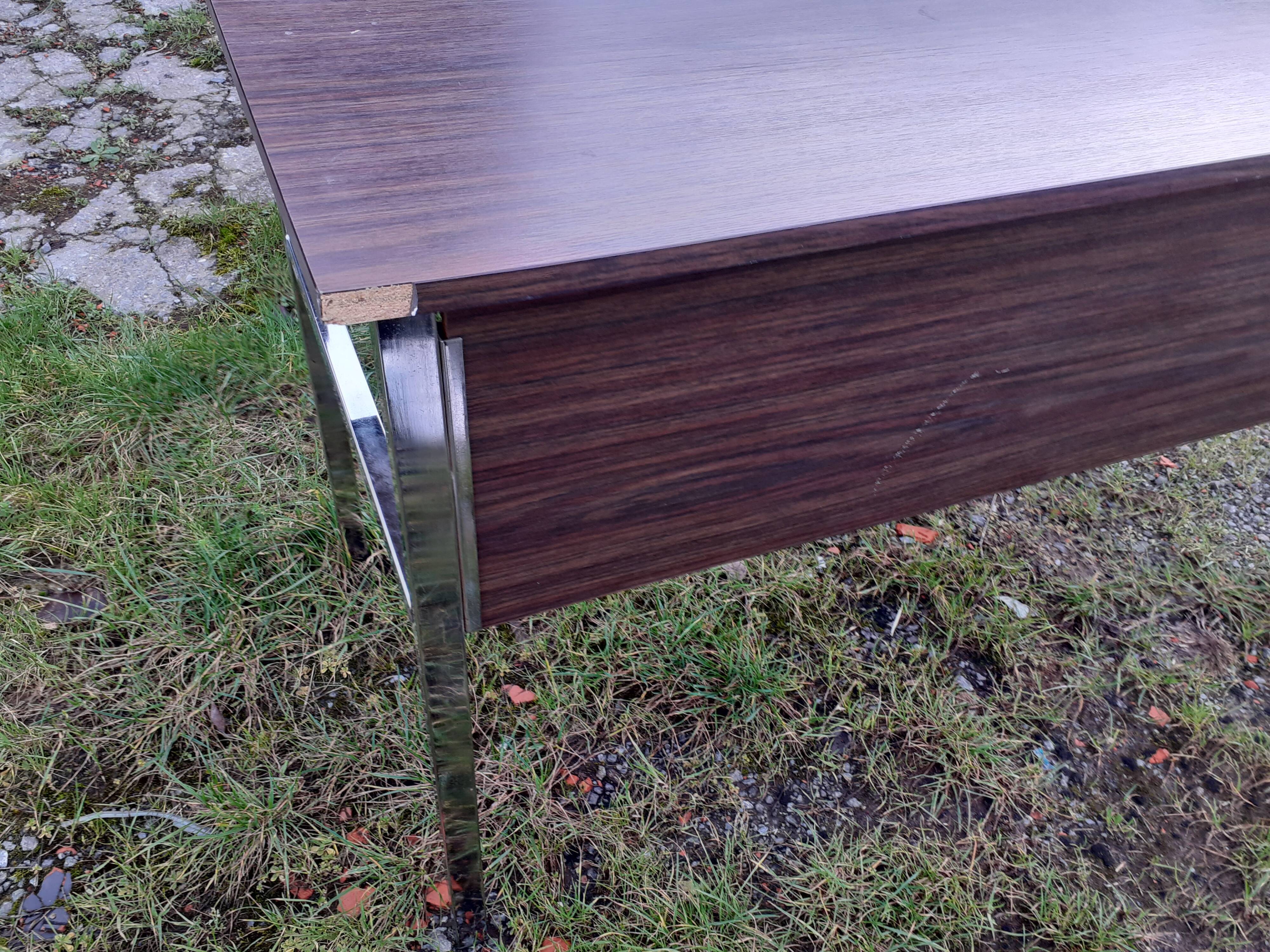 Desk model senior by Pierre Guariche for Meurop