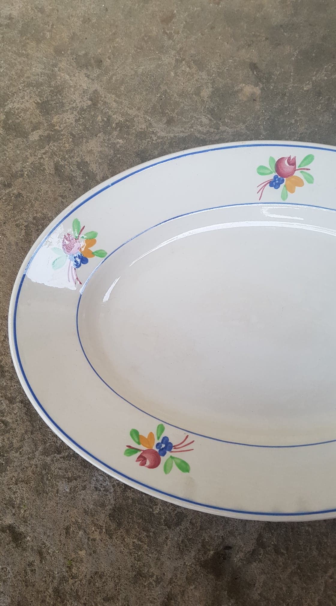 Oval dish Gien model Nice