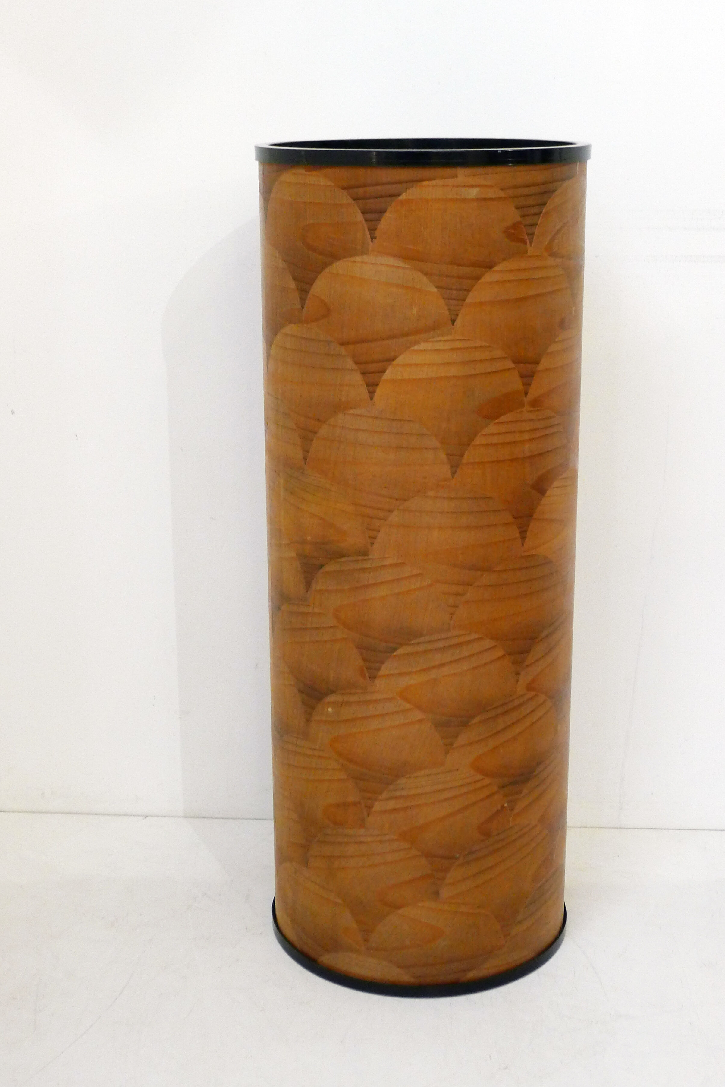 Porte-parapluie écailles bois