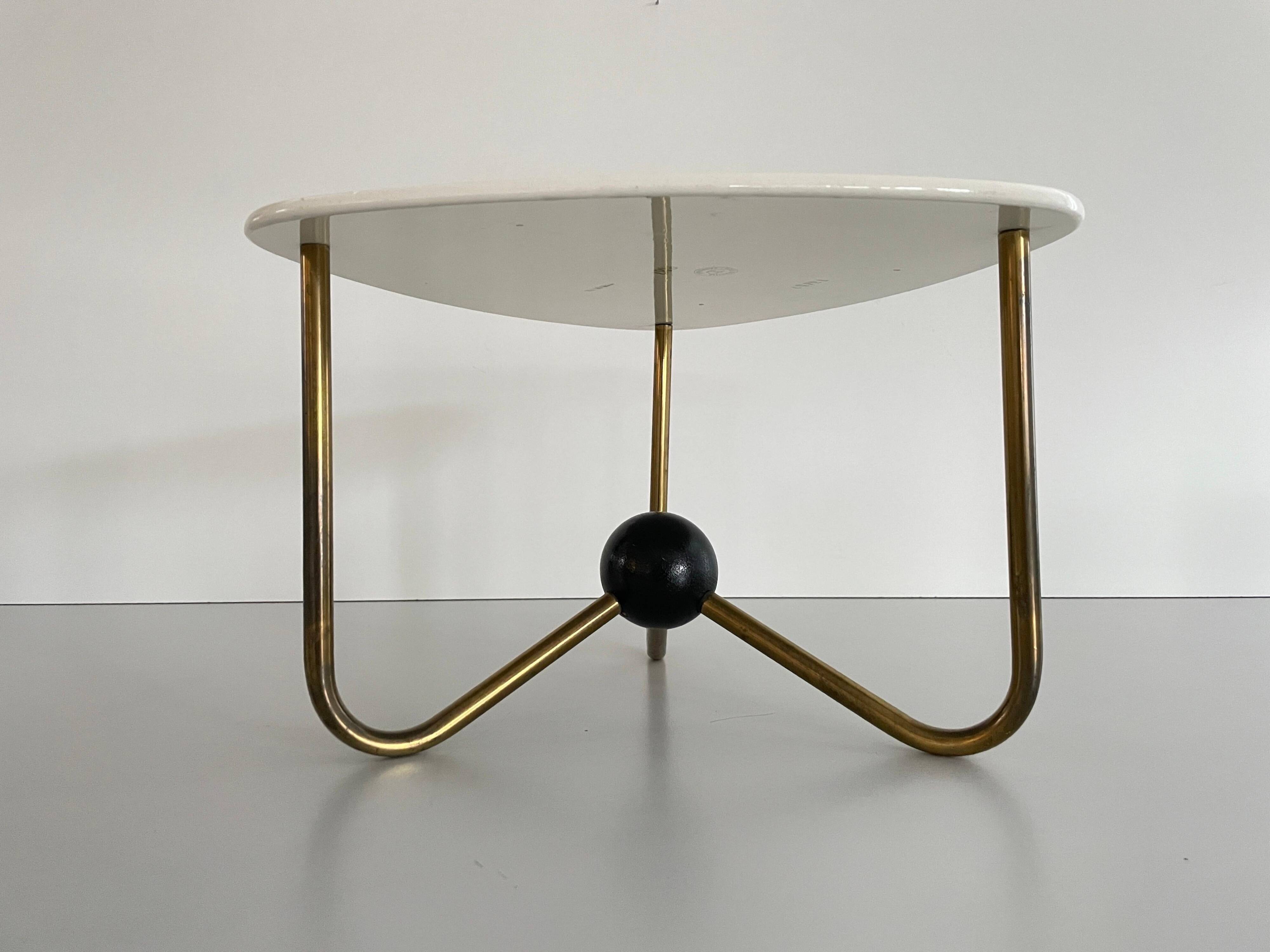 Illustrated jardinière from the mid-century with tripod legs in ceramic, 1960s, Germany.