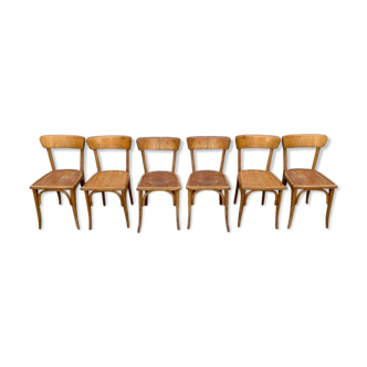 Série de 6 anciennes chaises bistrot en bois clair