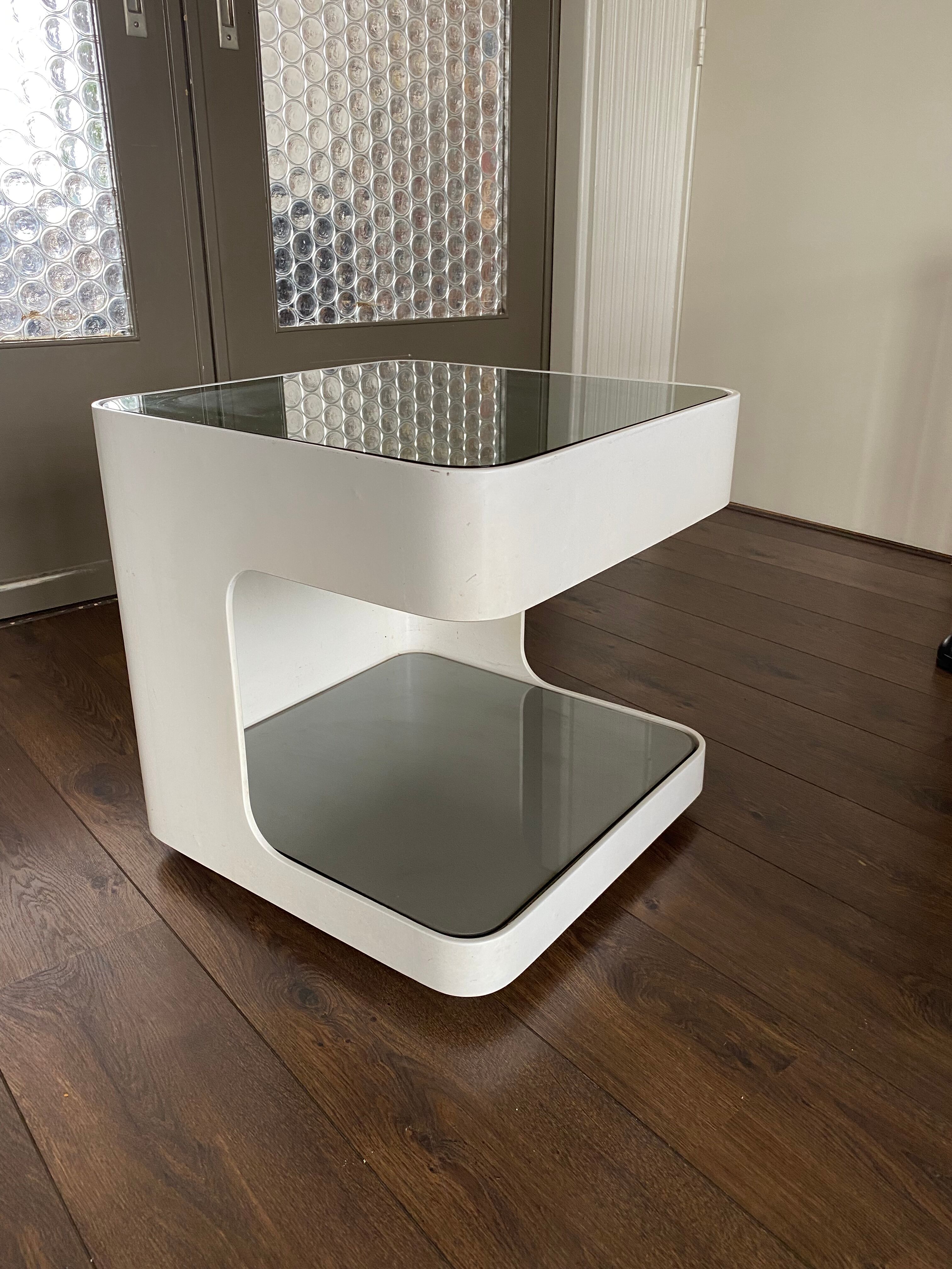 Table d’appoint space age en contreplaqué et verre, années 1970
