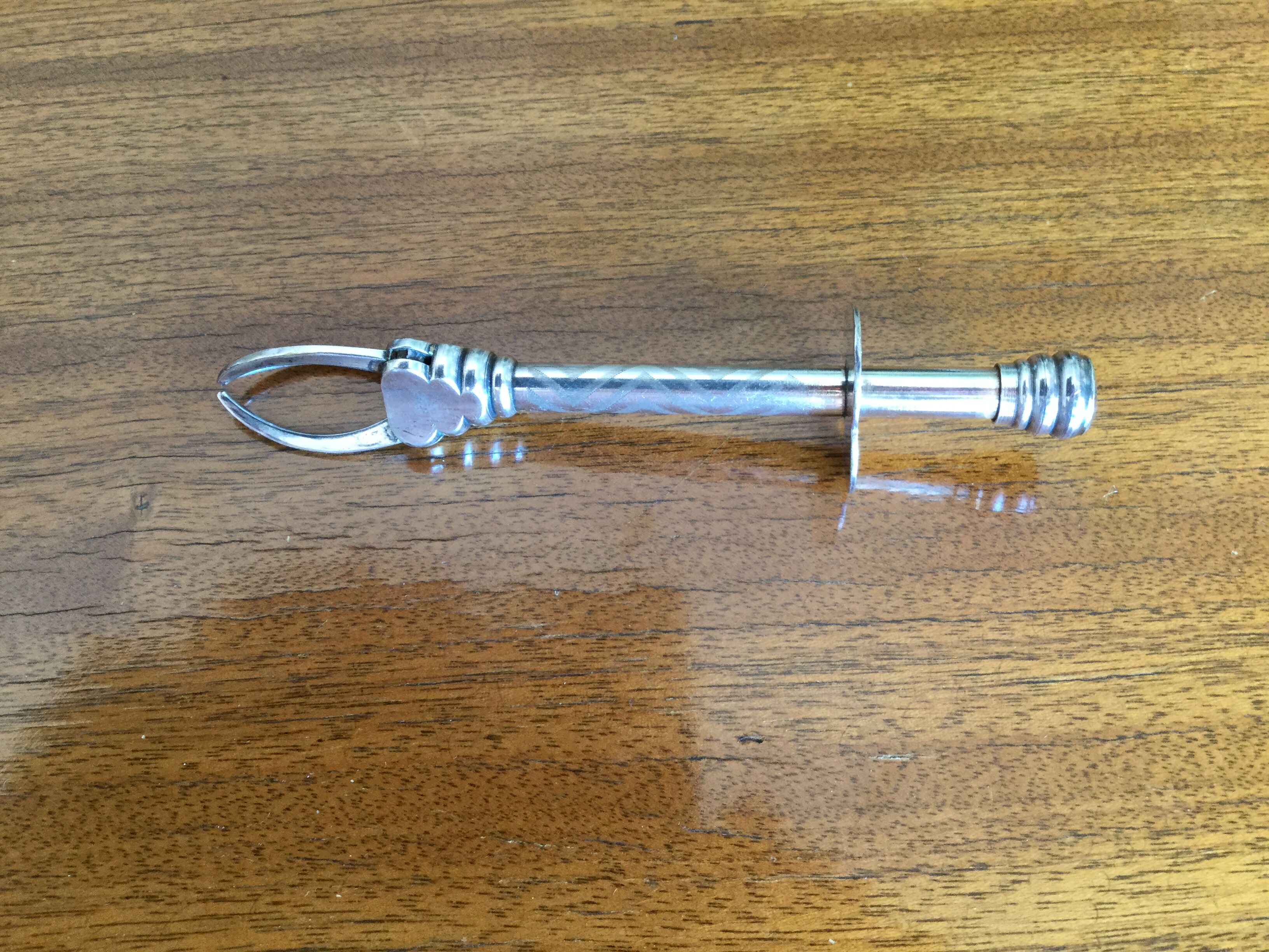 Sugar clip