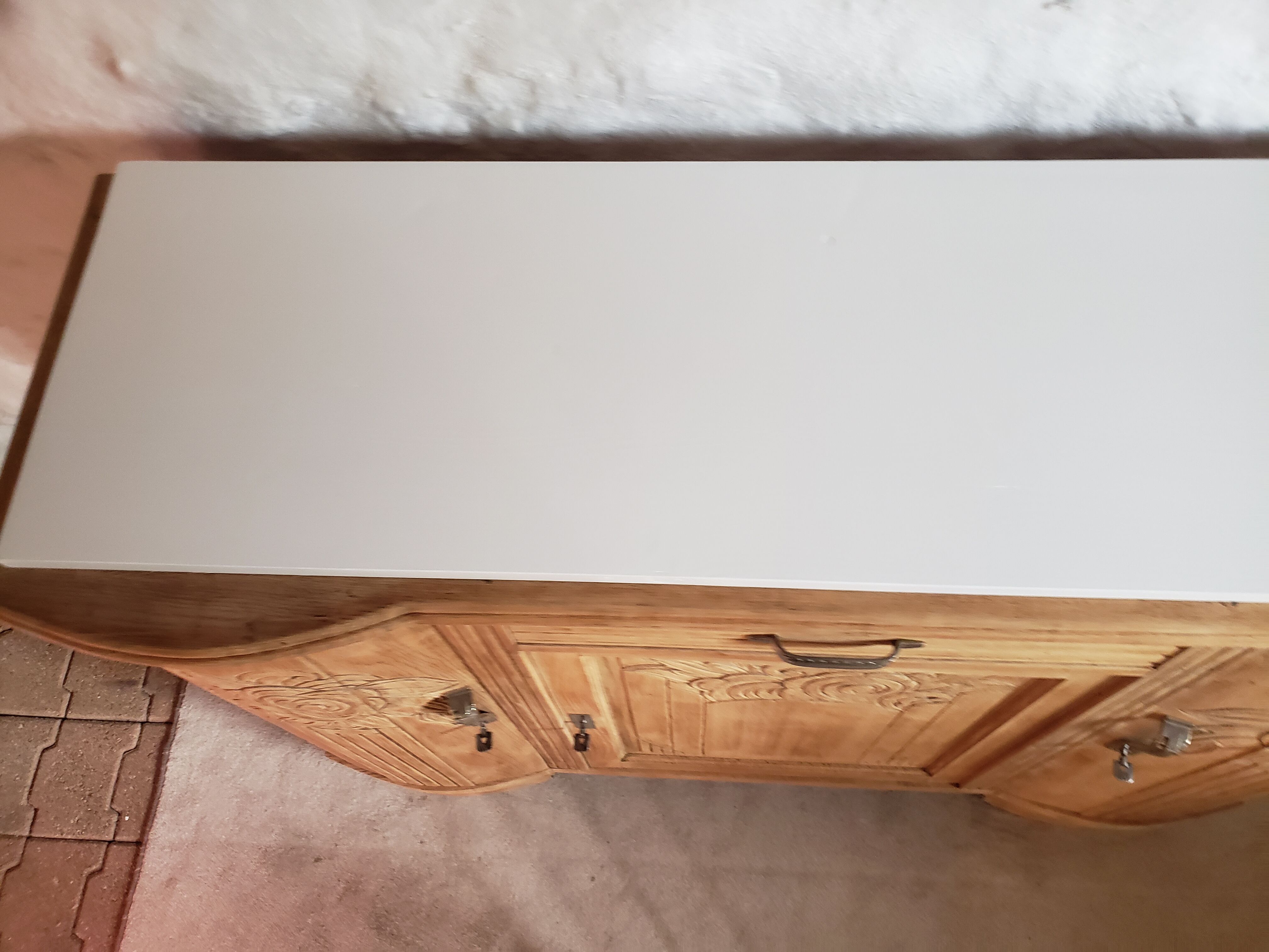 Art-deco buffet in raw oak