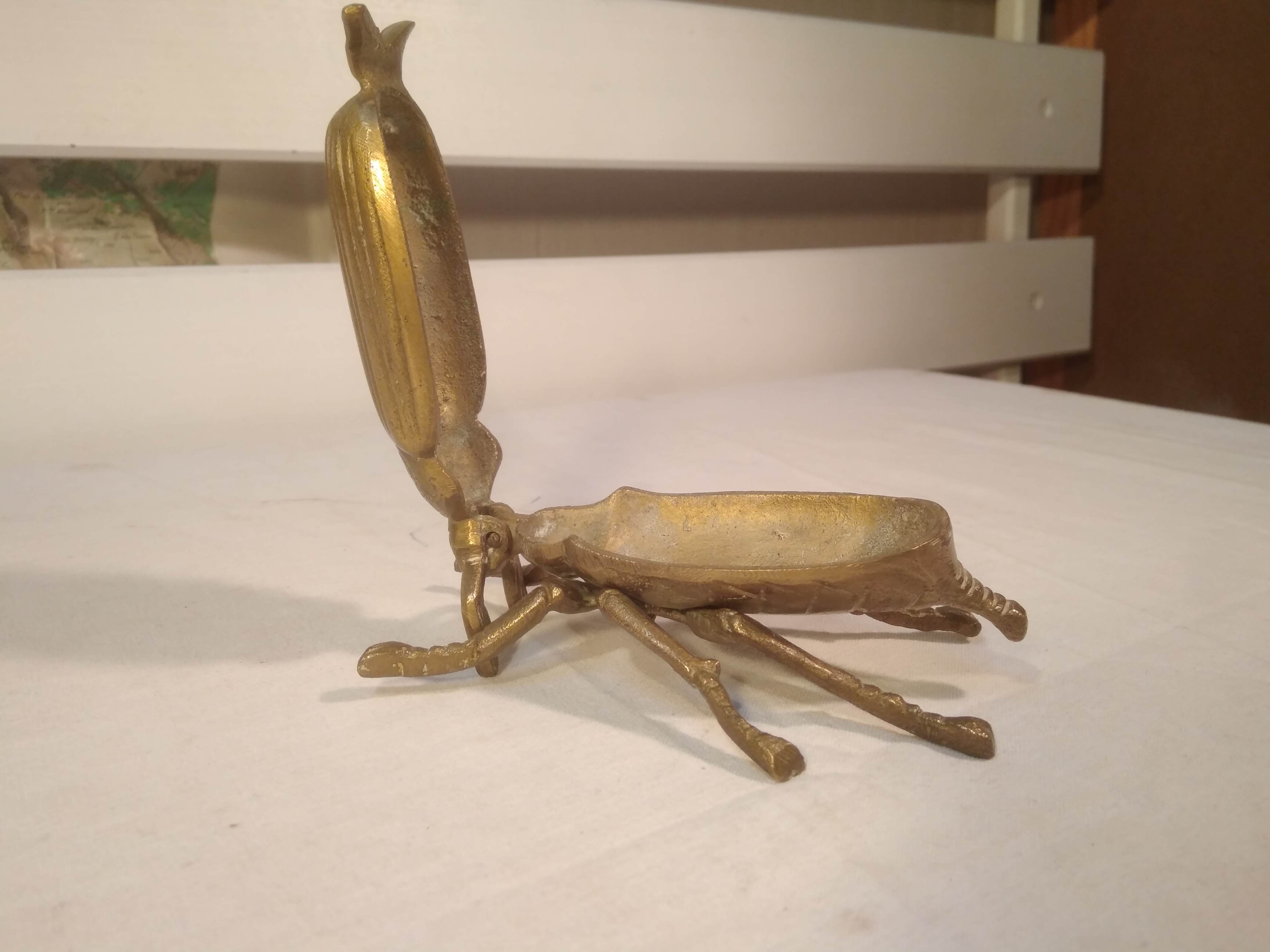 Old brass beetle - ashtray - Matchbox - 50s