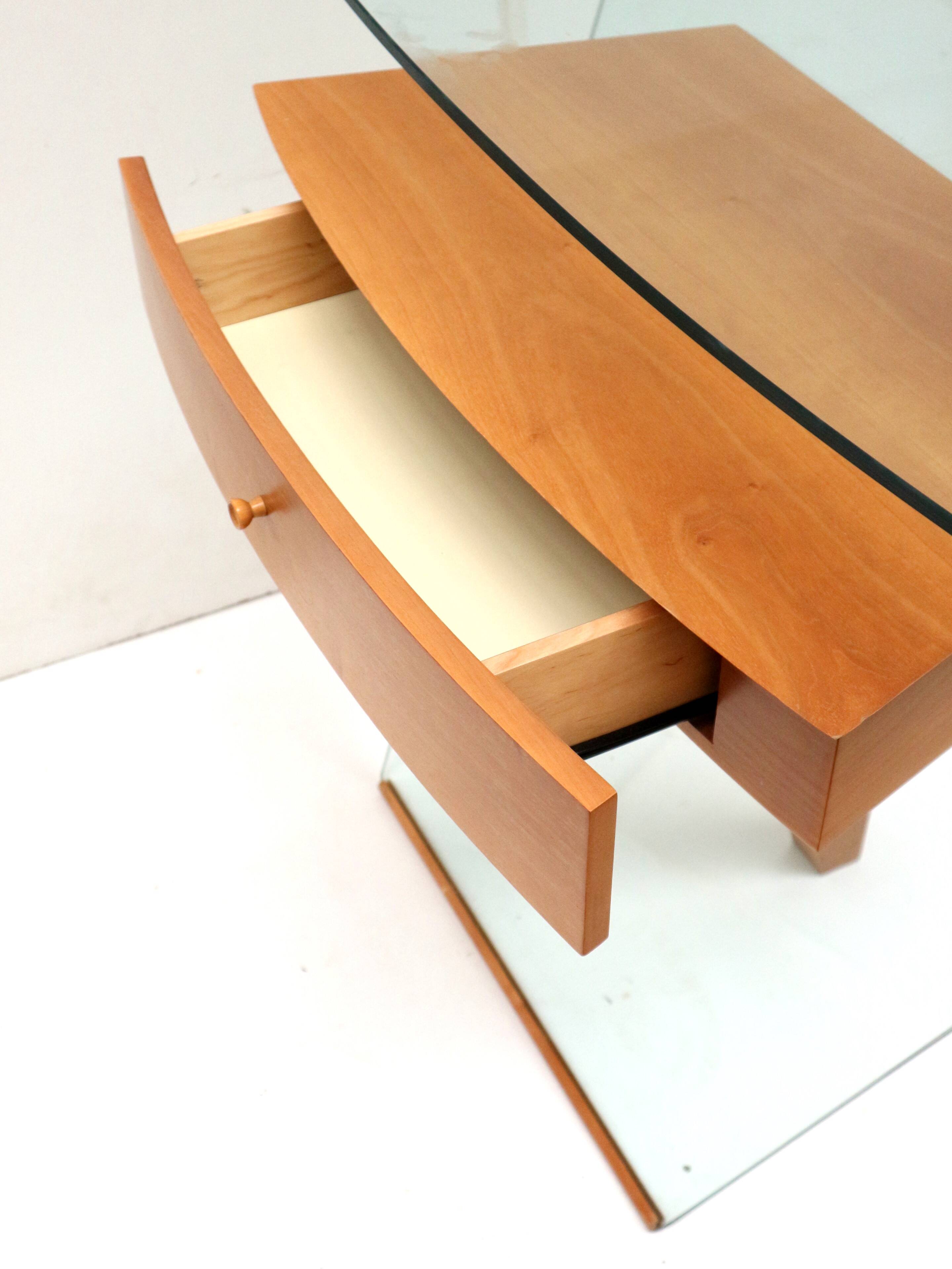 Beautifully designed vintage Italian design television cabinet from the 1970s