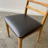 Set of 6 Mid-Century 1970’s dining chairs by Schreiber Furniture