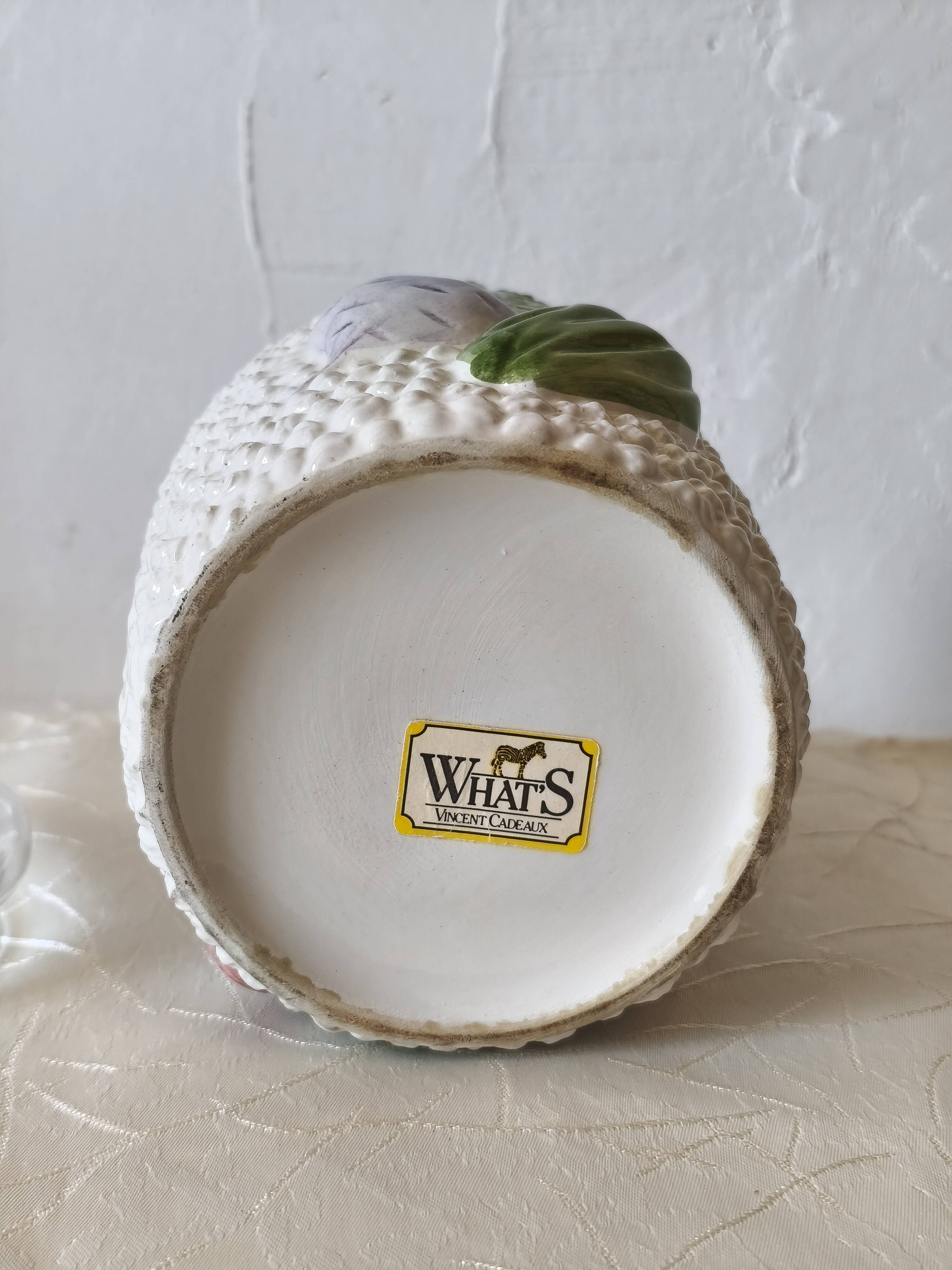 Old storage jar/sweet jar in majolica - vegetable decoration