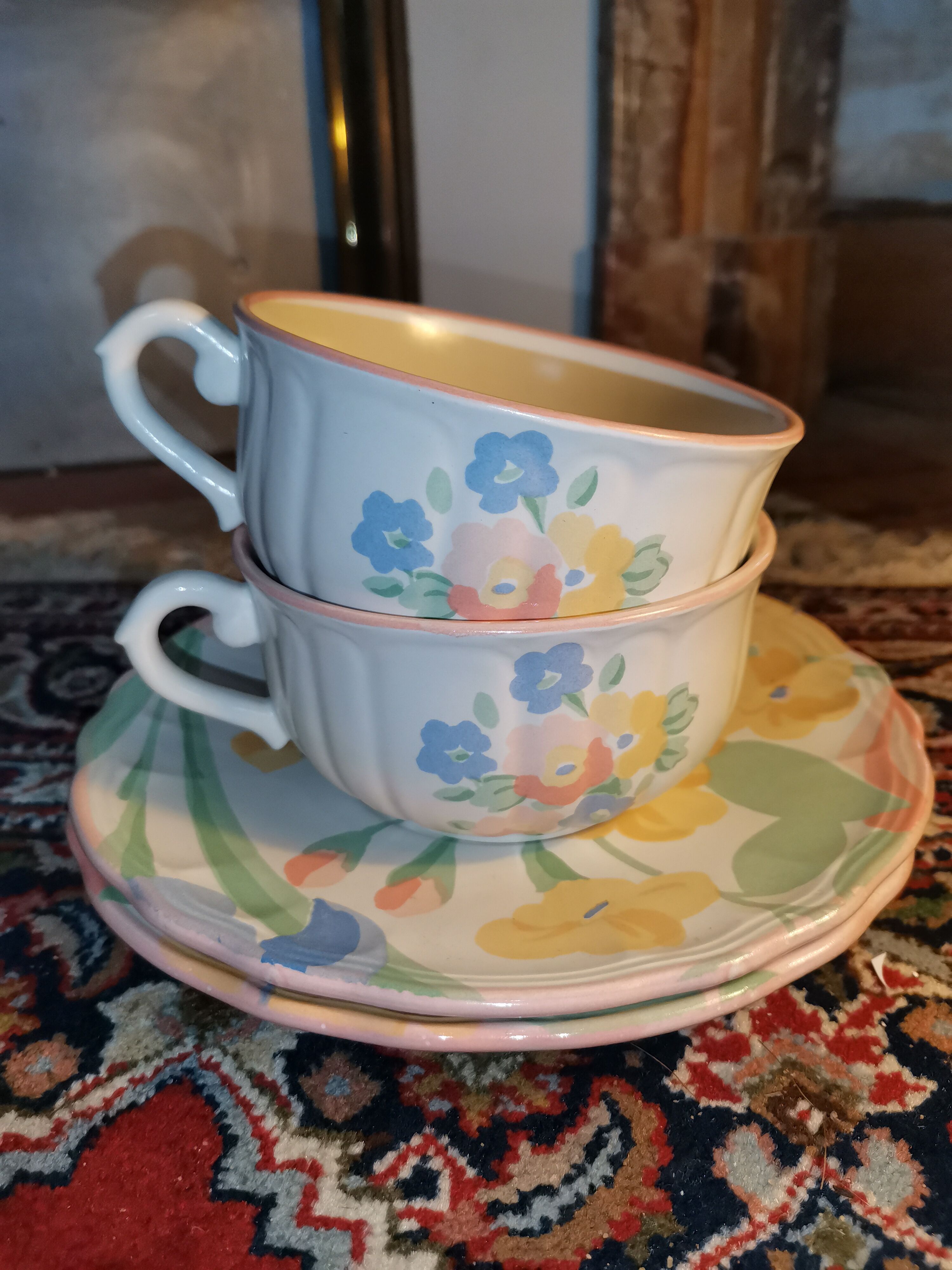 2 Salins les Bains breakfast cups