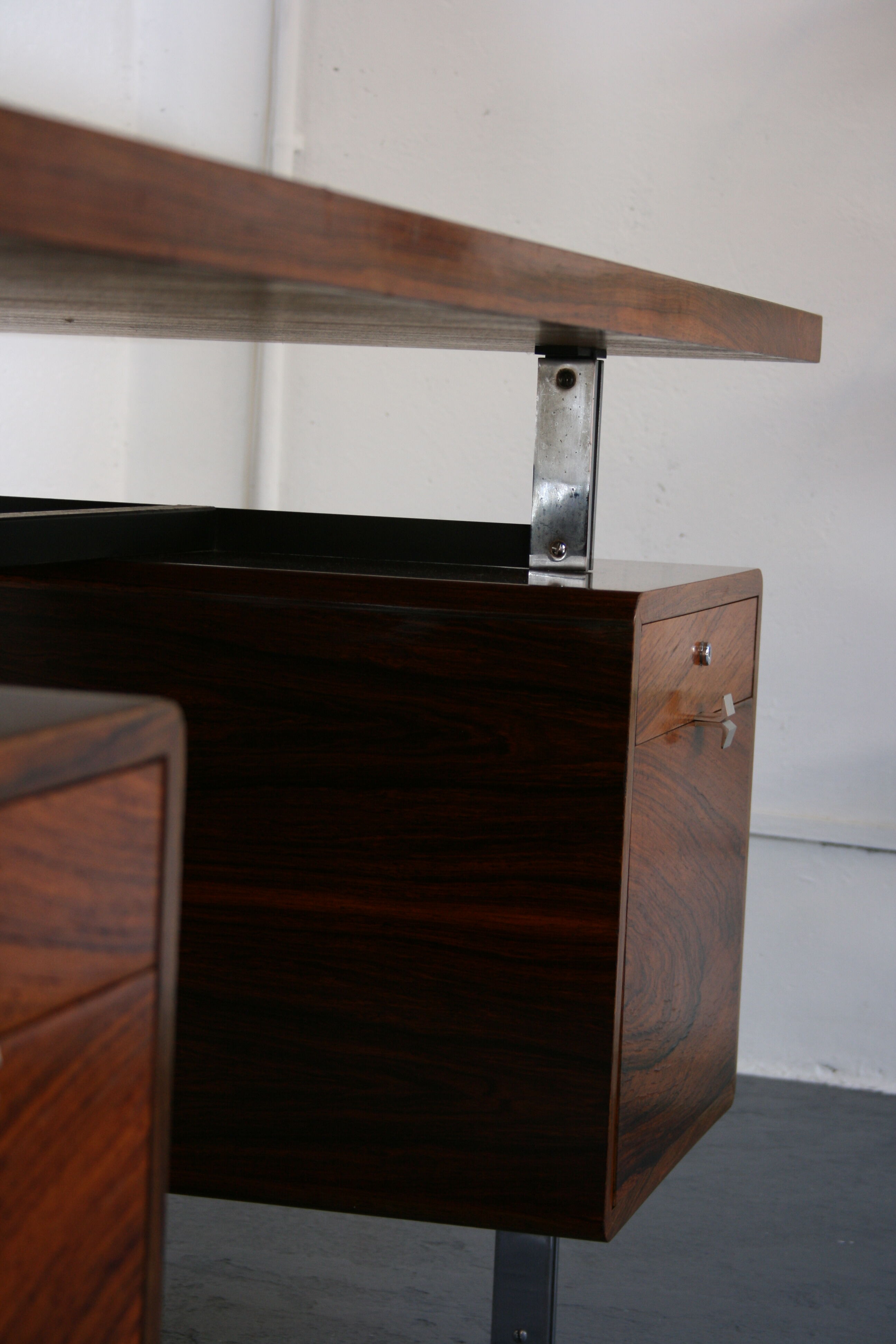 French rosewood office in Rio