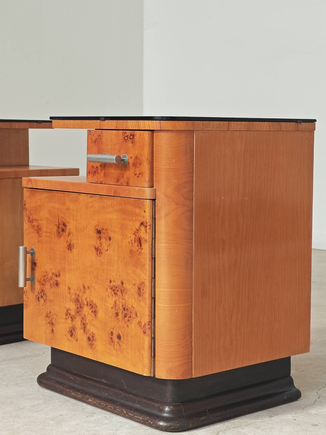 Jindrich Halabala dressing table and bedside tables for Up Zavody 1950