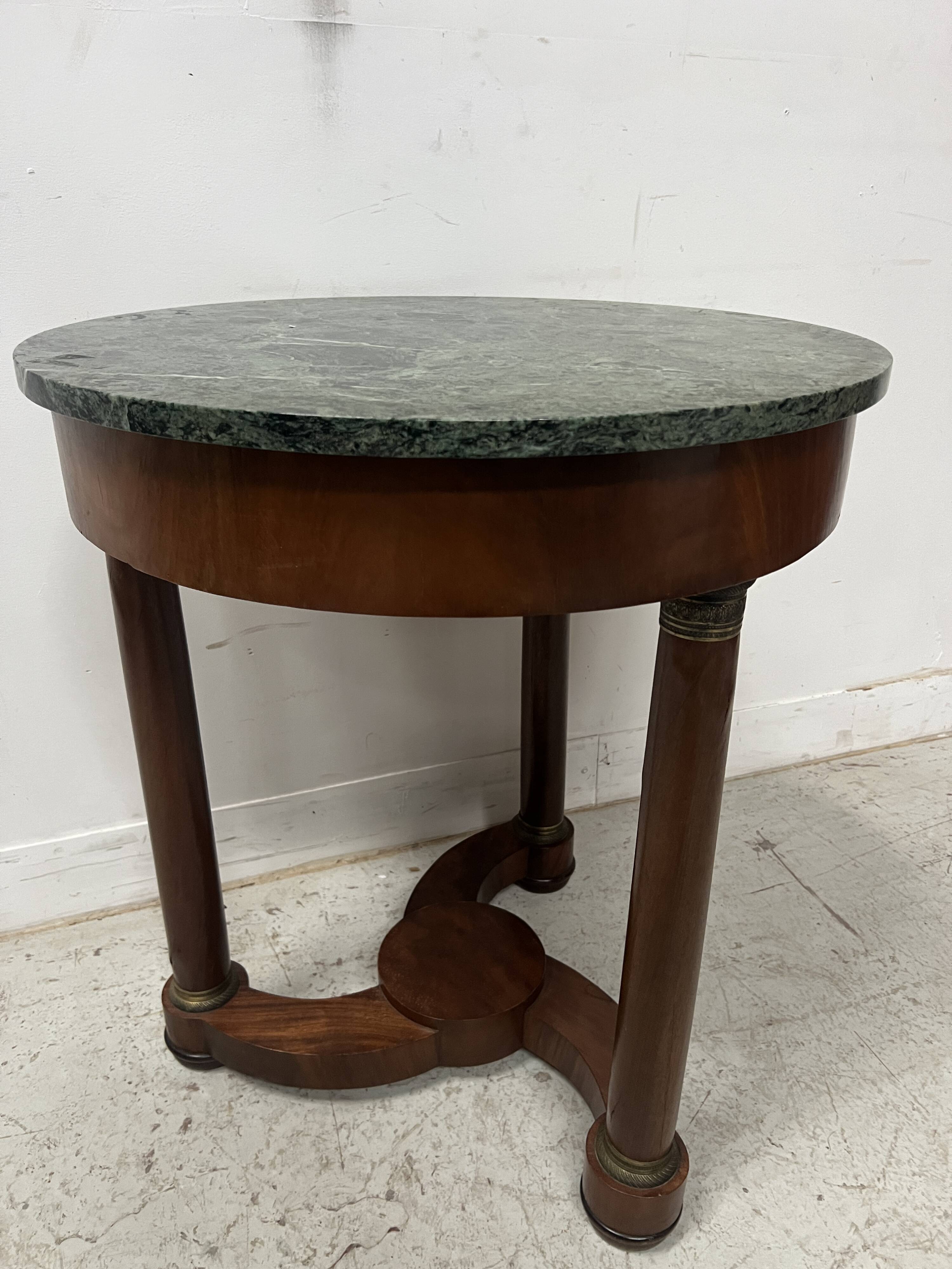 Round Empire-style side table in mahogany and veneer, 20th century