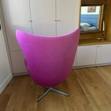 Egg chair