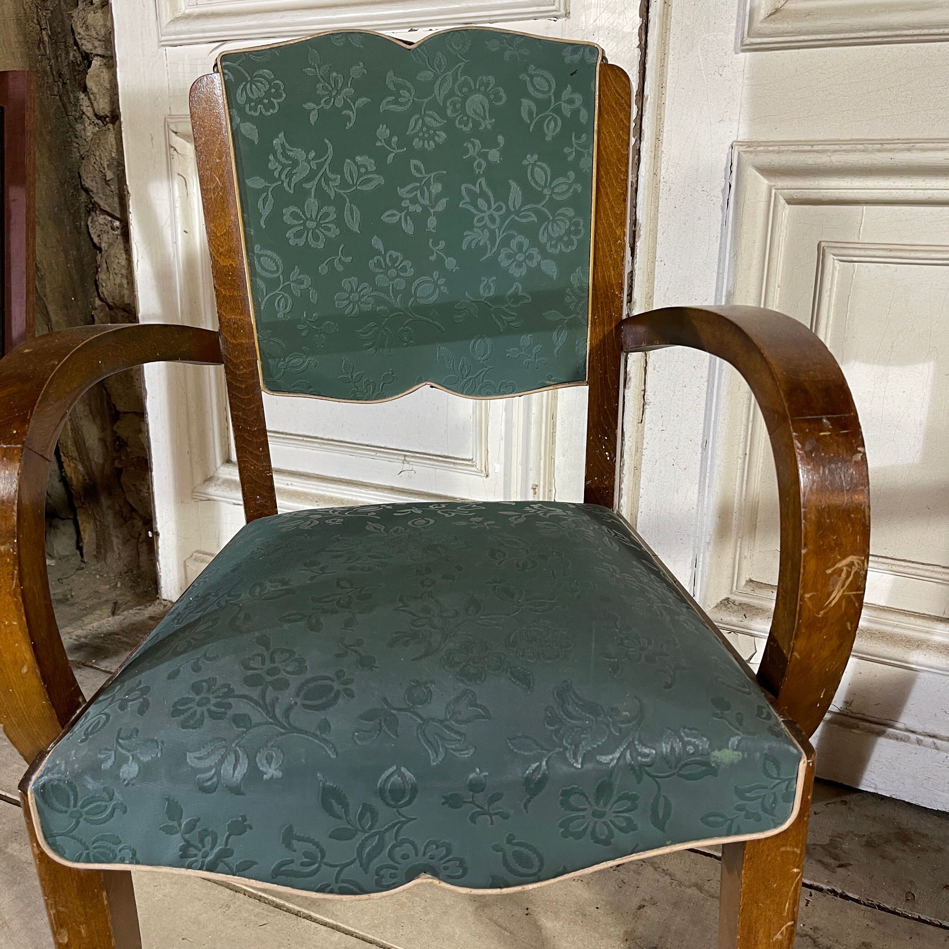 Pair armchair bridge moustache