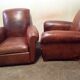 Club armchairs with straight backrest