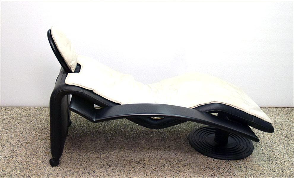 Chaise longue on wheels, Italian production, 1980s