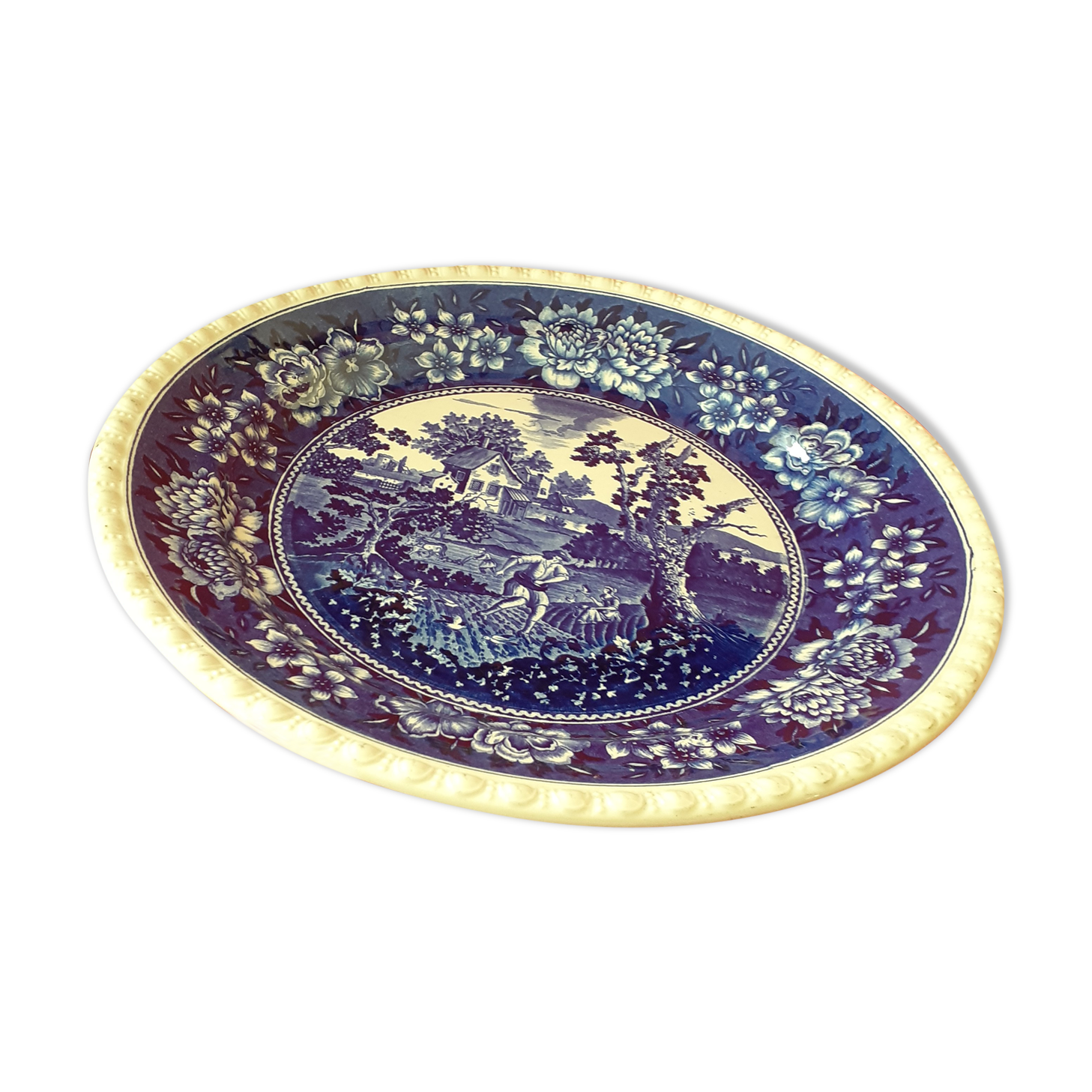Old and blue dish in Villeroy and Boch, Rusticana model