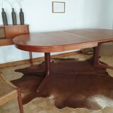 Table ronde en teck Baumann années 60