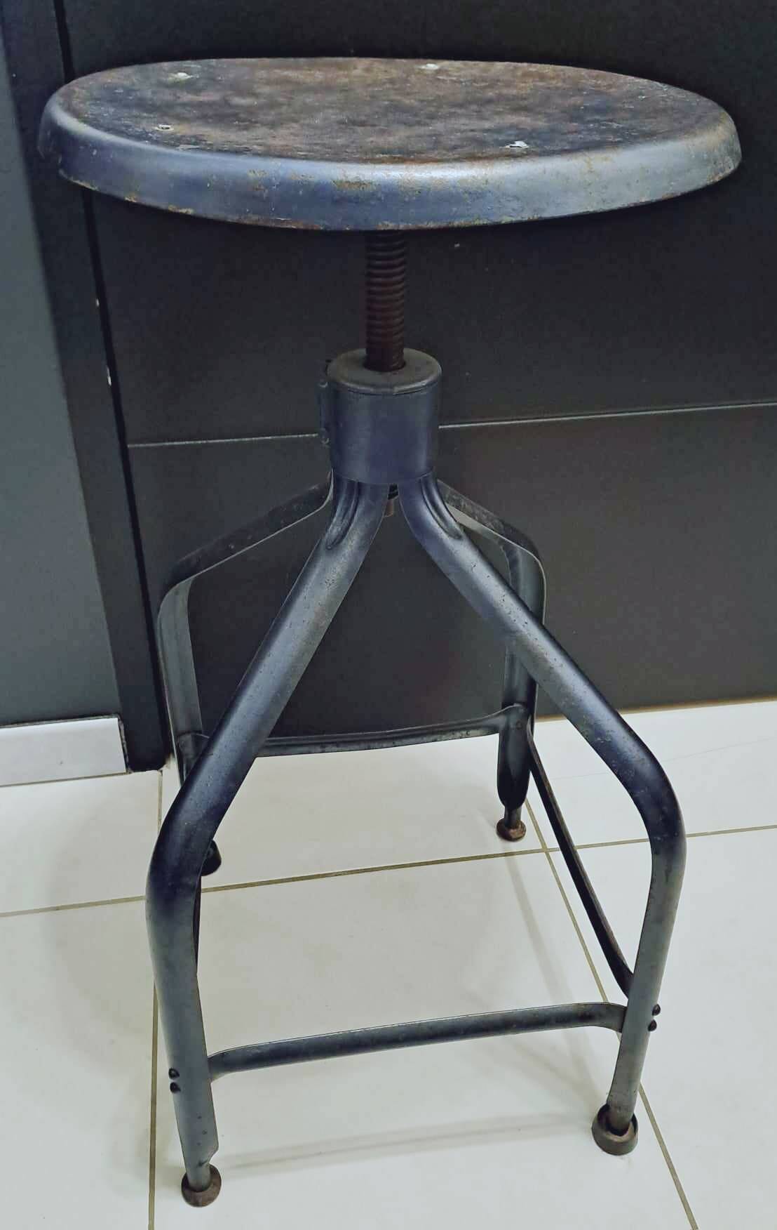 Height-adjustable industrial metal stool