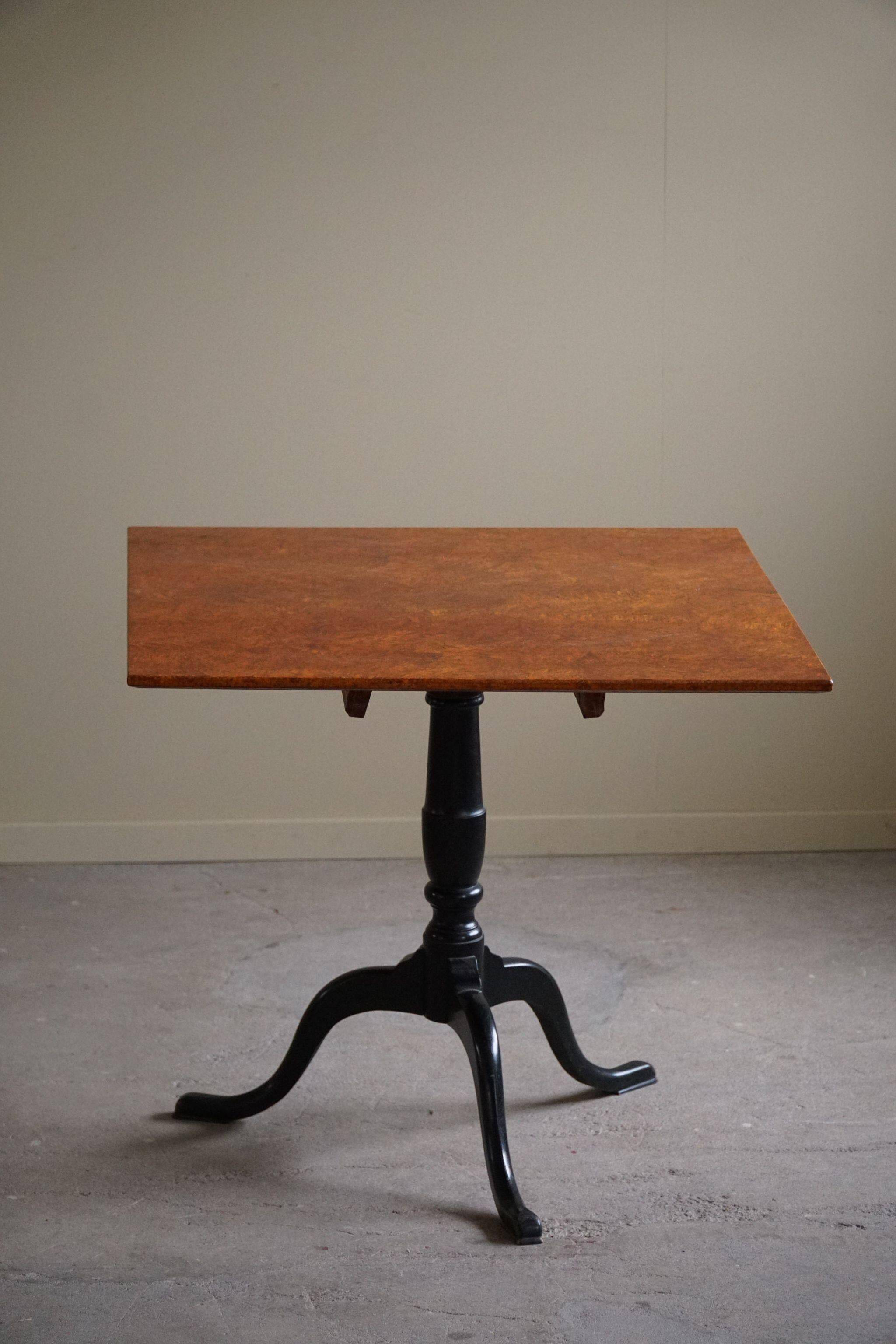 Antique handcrafted square table with drop leaves made of burl wood, Swedish, 19th century.