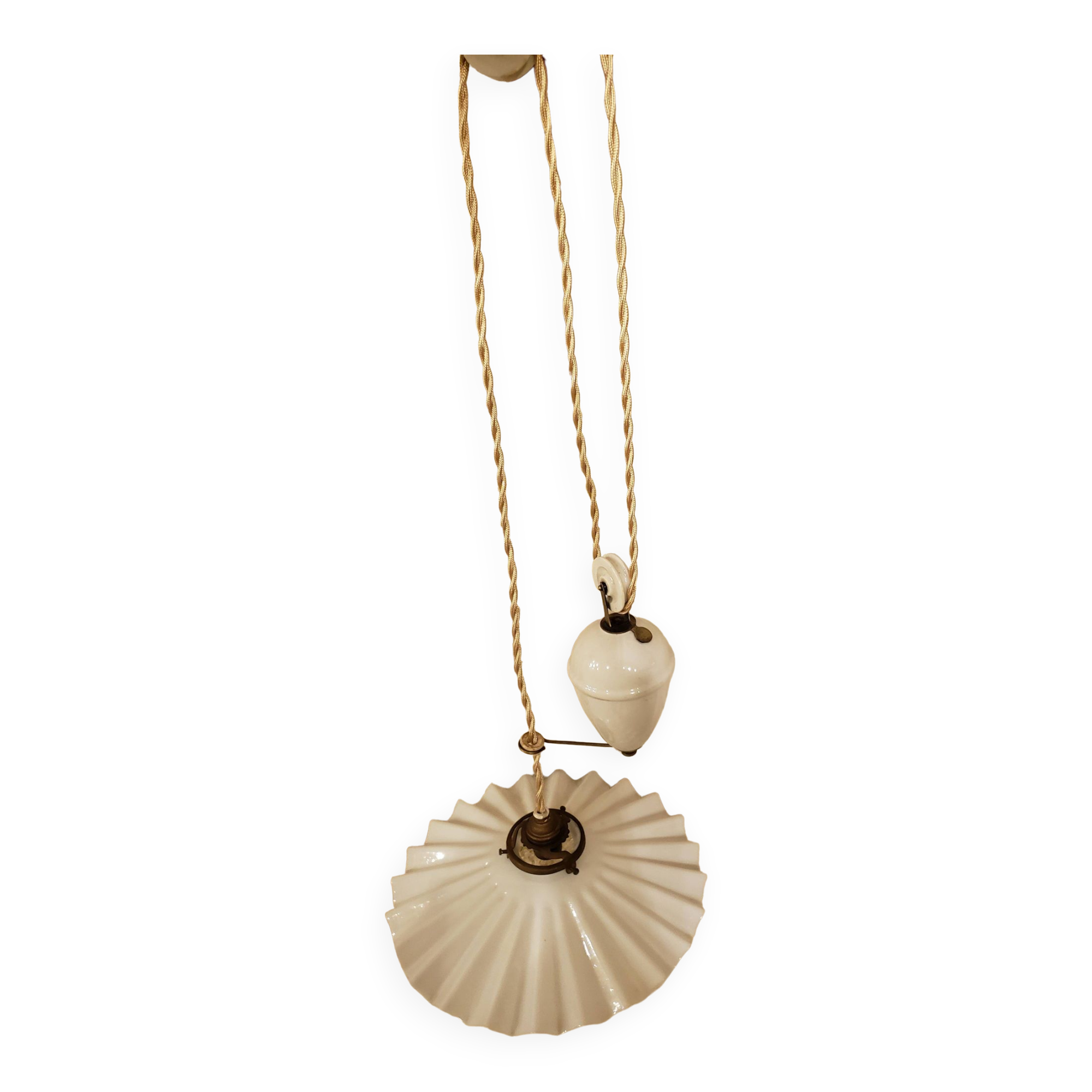 Suspension opaline monte et baisse