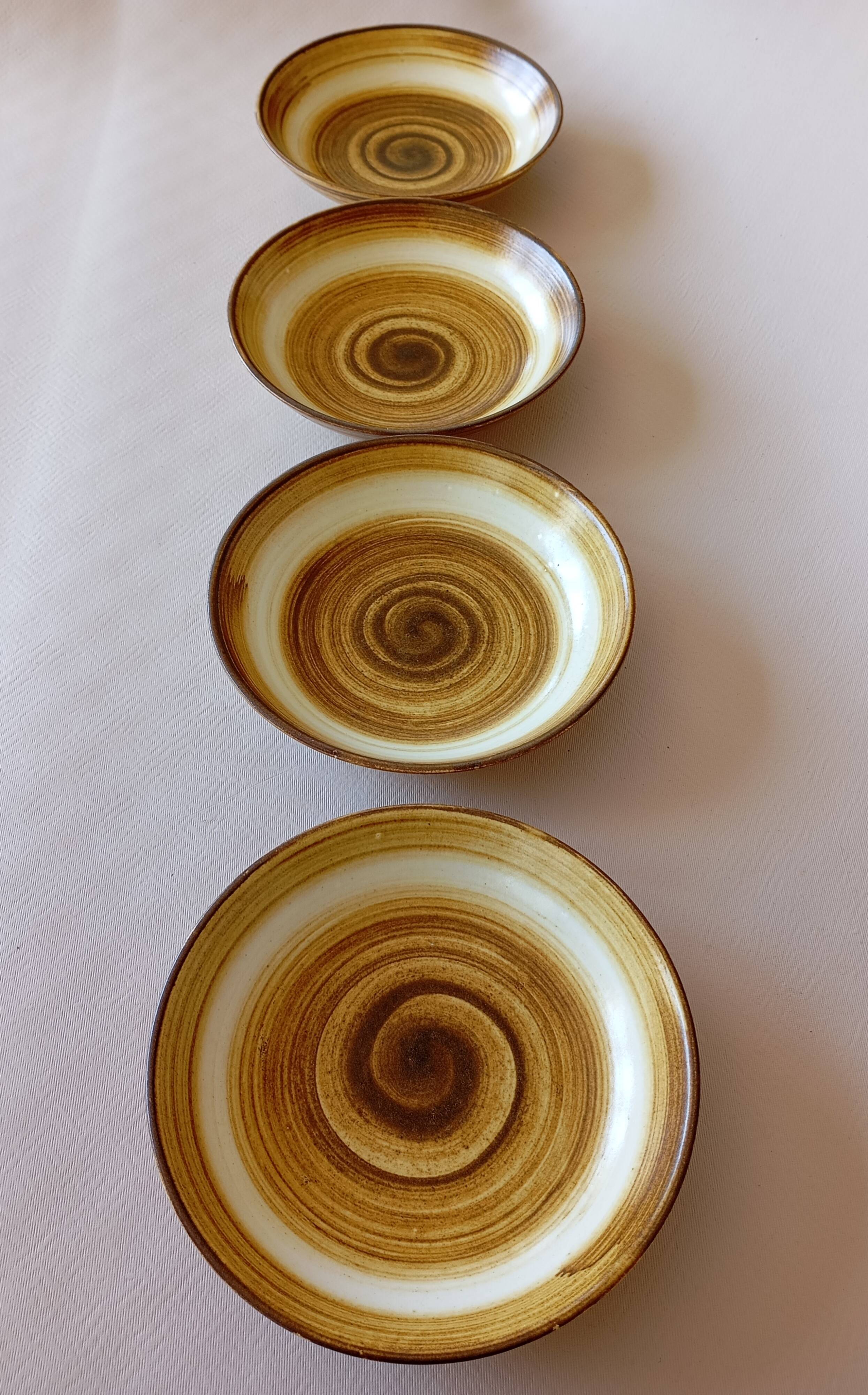 4 Longchamp calotte plates