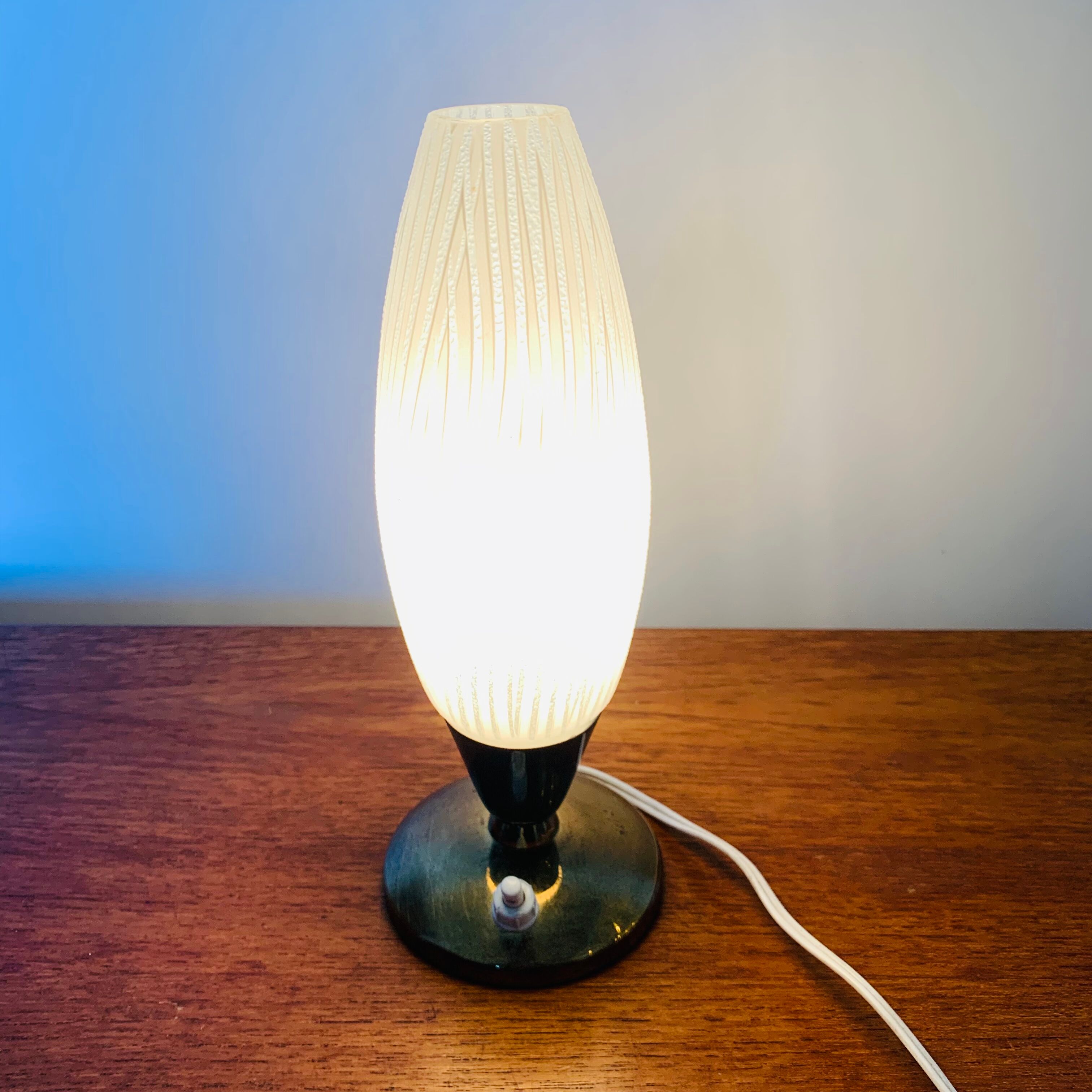 Bedside lamp