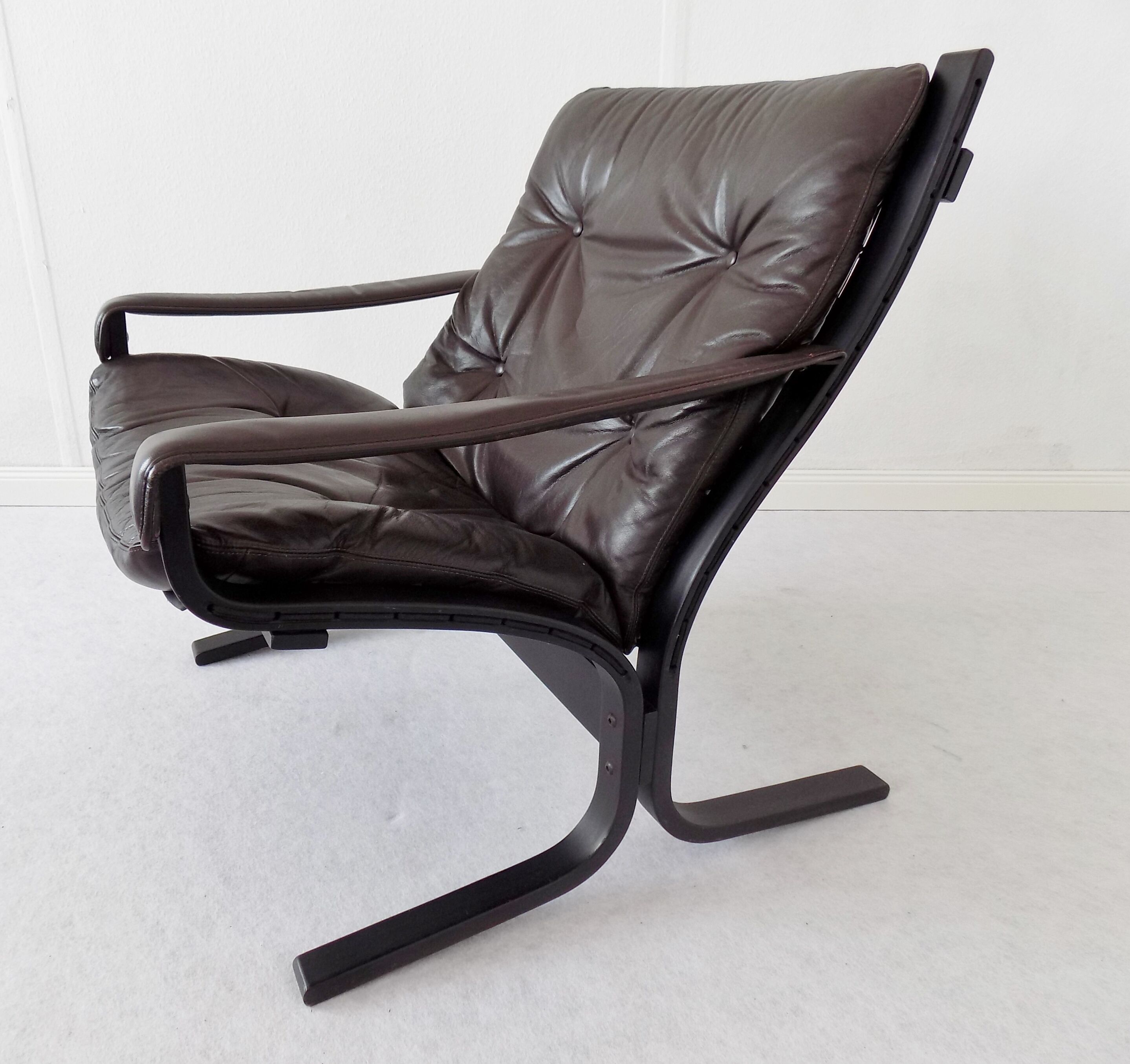 Siesta armchair
