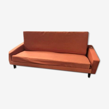 Airborne convertible sofa