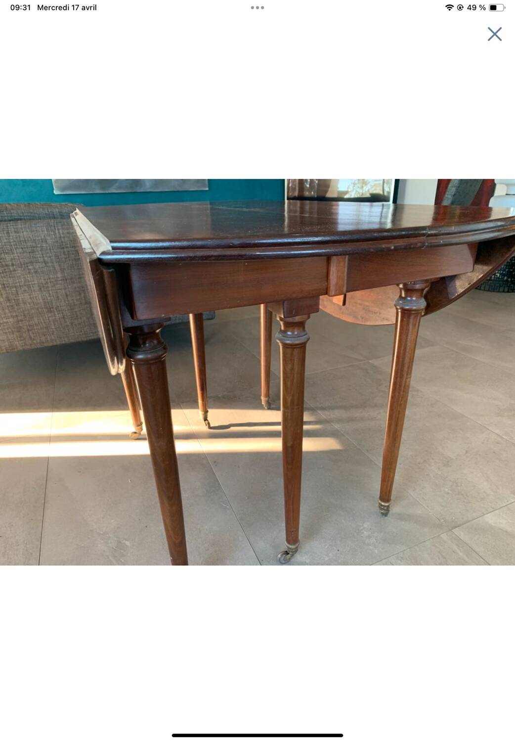 6-foot mahogany round table