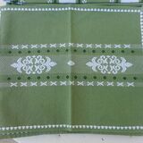 A tablecloth and six Basque towels