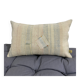 Coussin en toile ancienne style Kilim