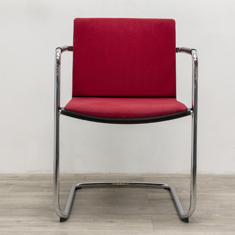 WILKHAHN Neos chair with armrests