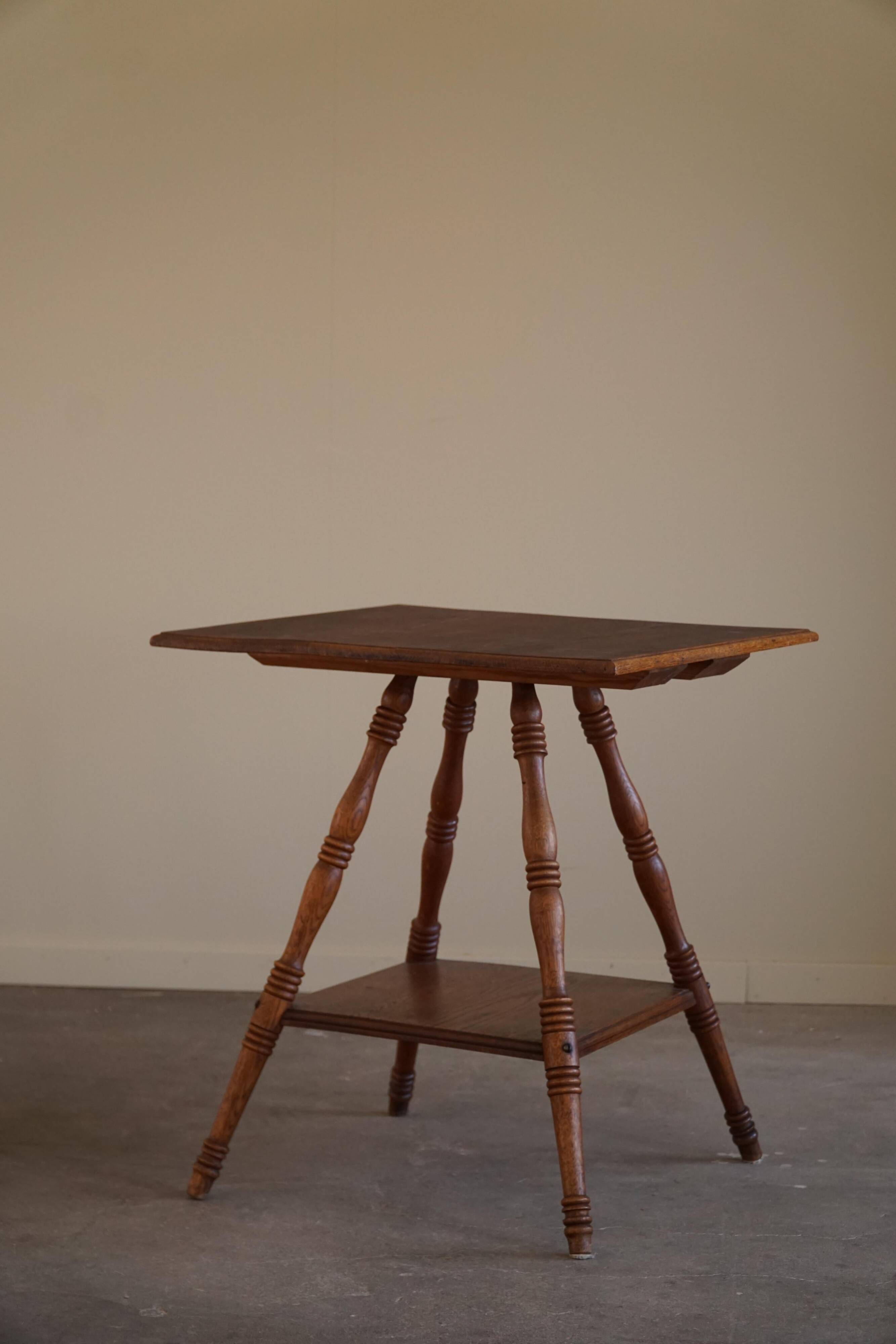 Square side table in solid oak, mid-century modern, 1960s.